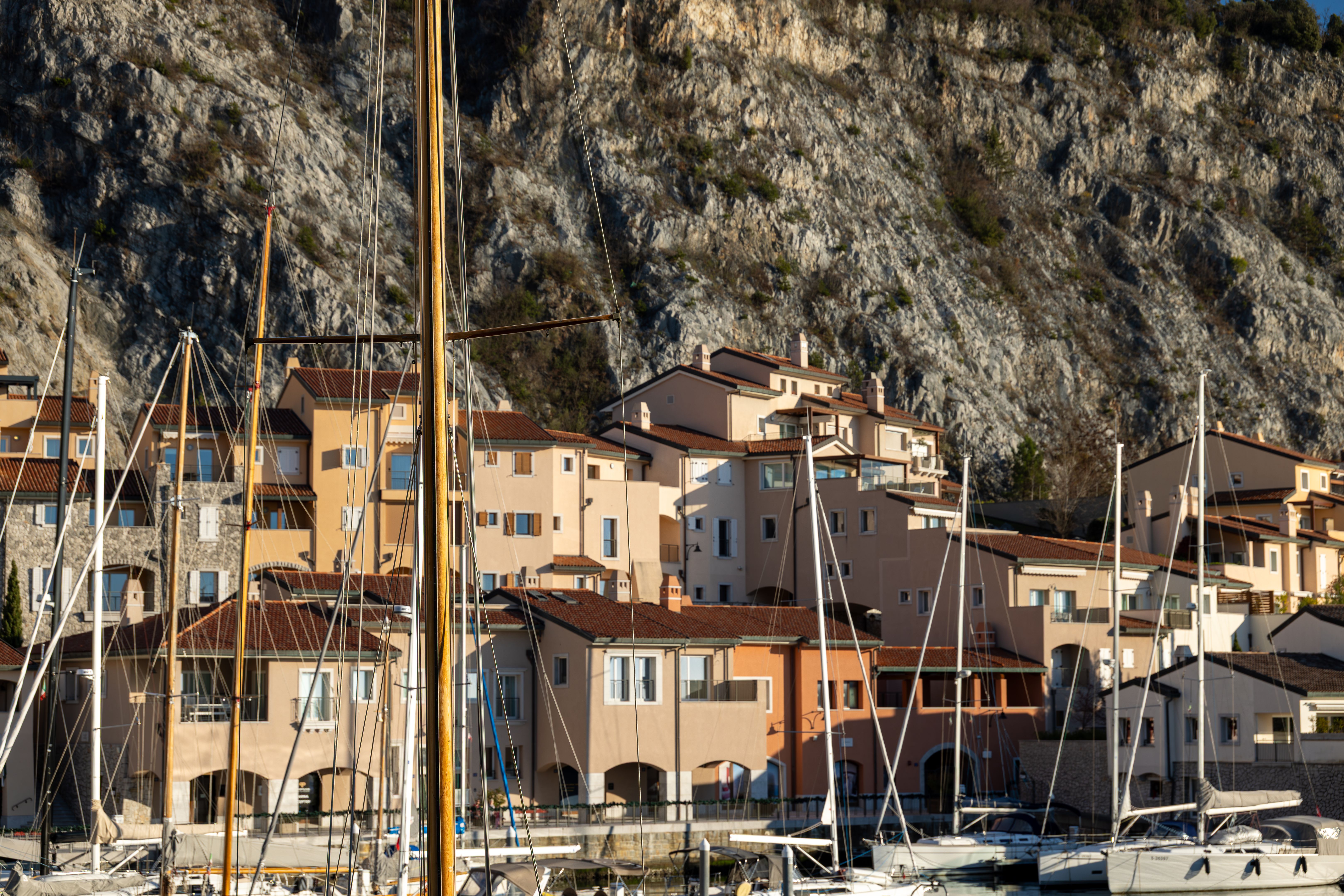 italian coastline homes