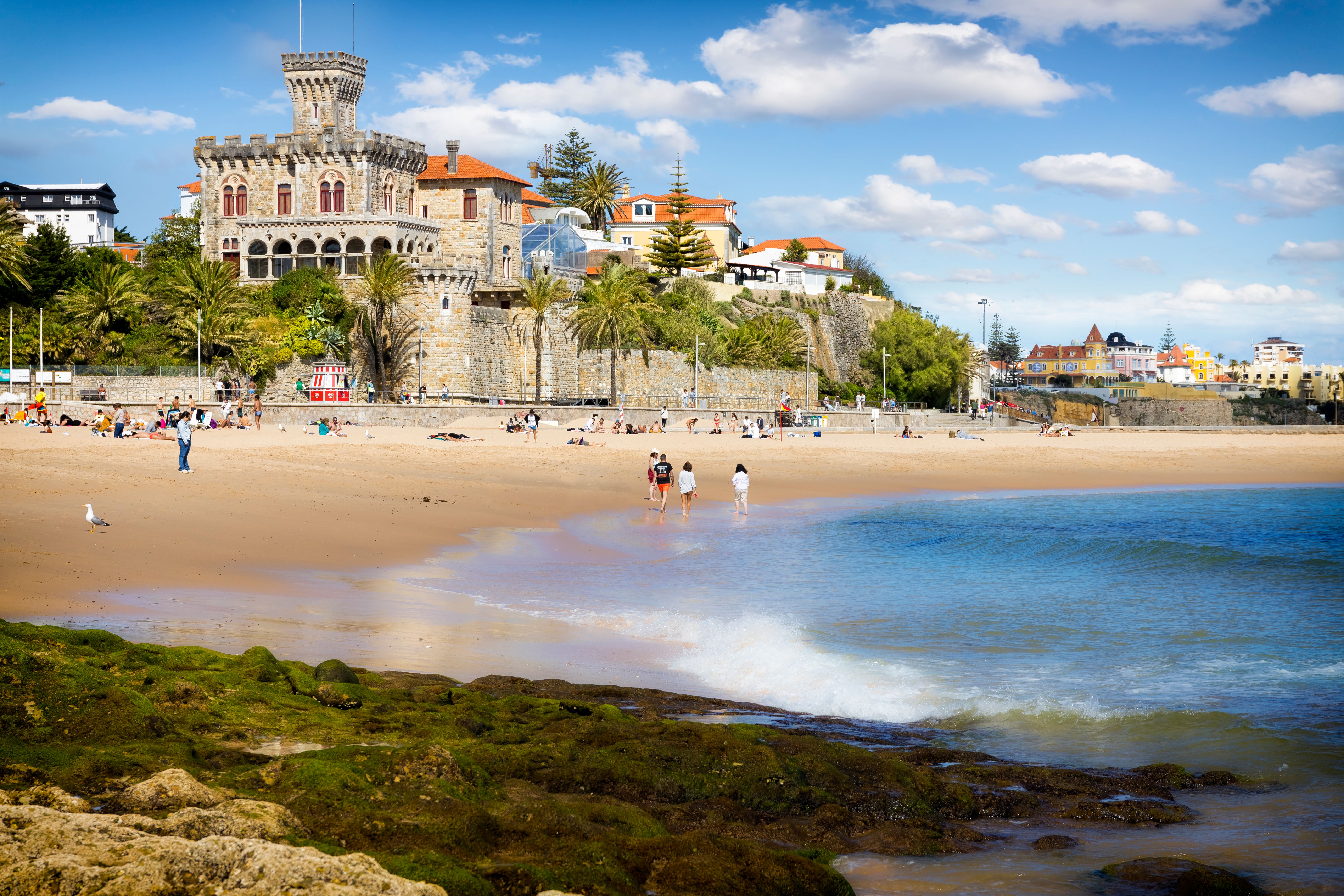 cascais beach