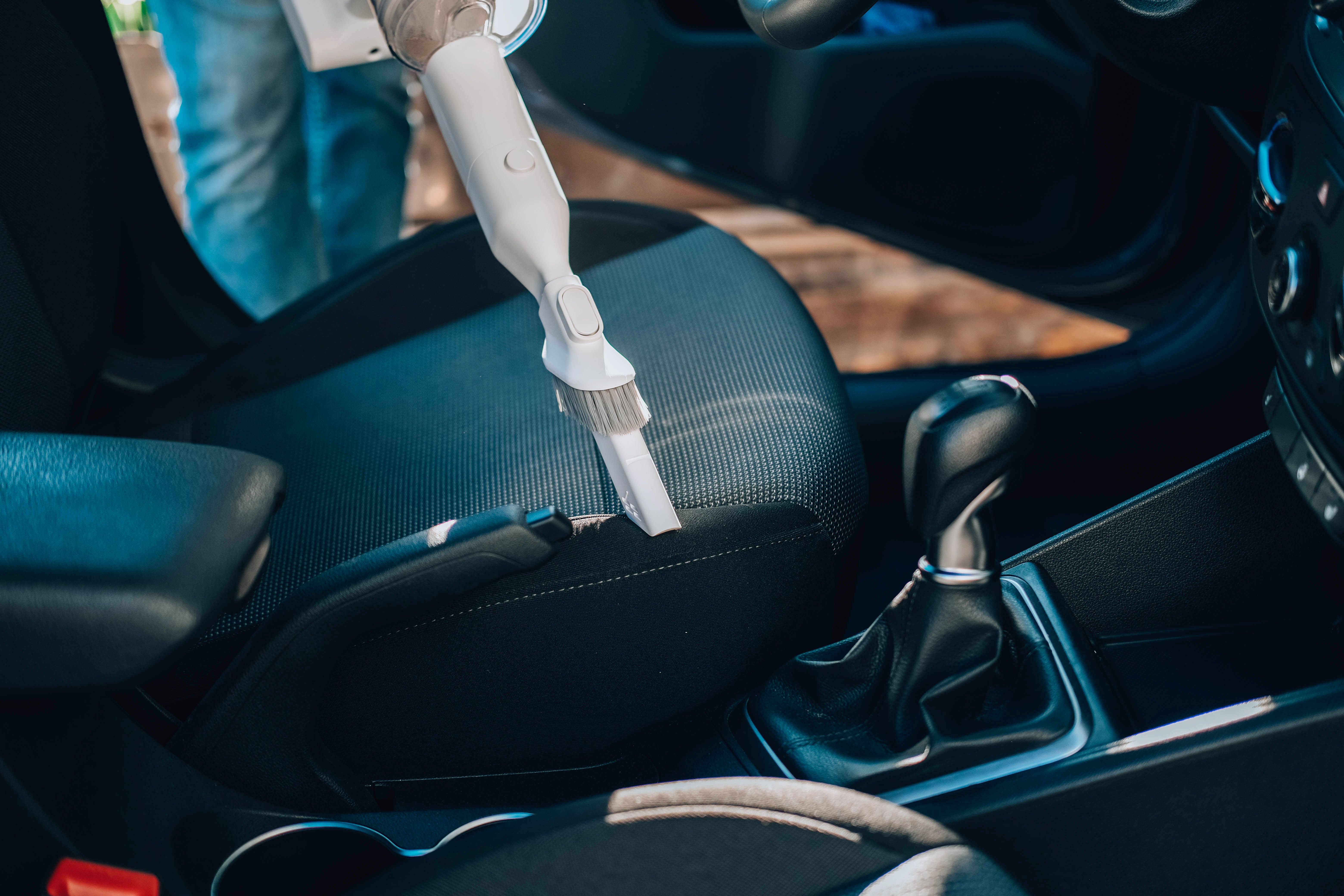 mobile car detailing