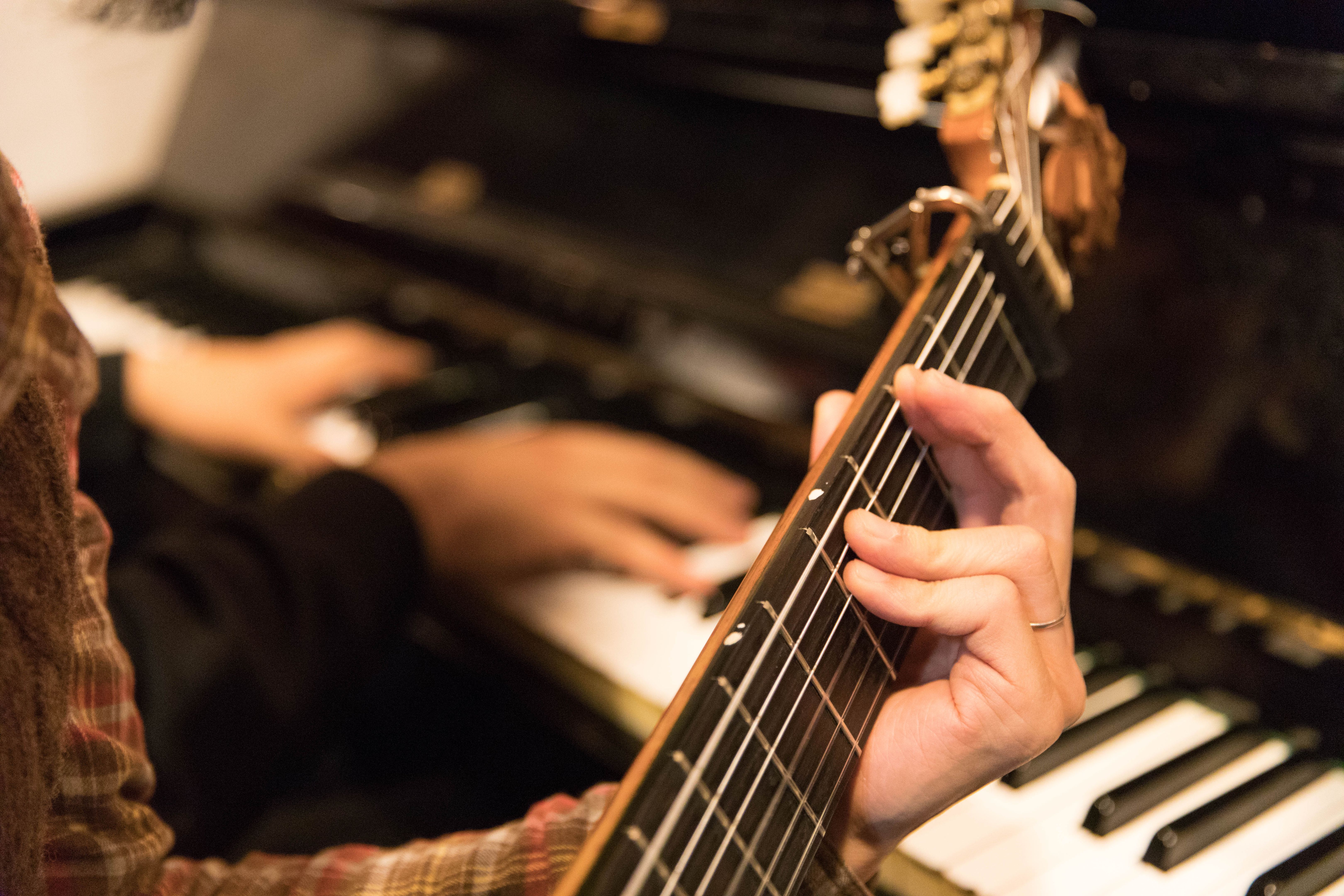 guitar piano teaching