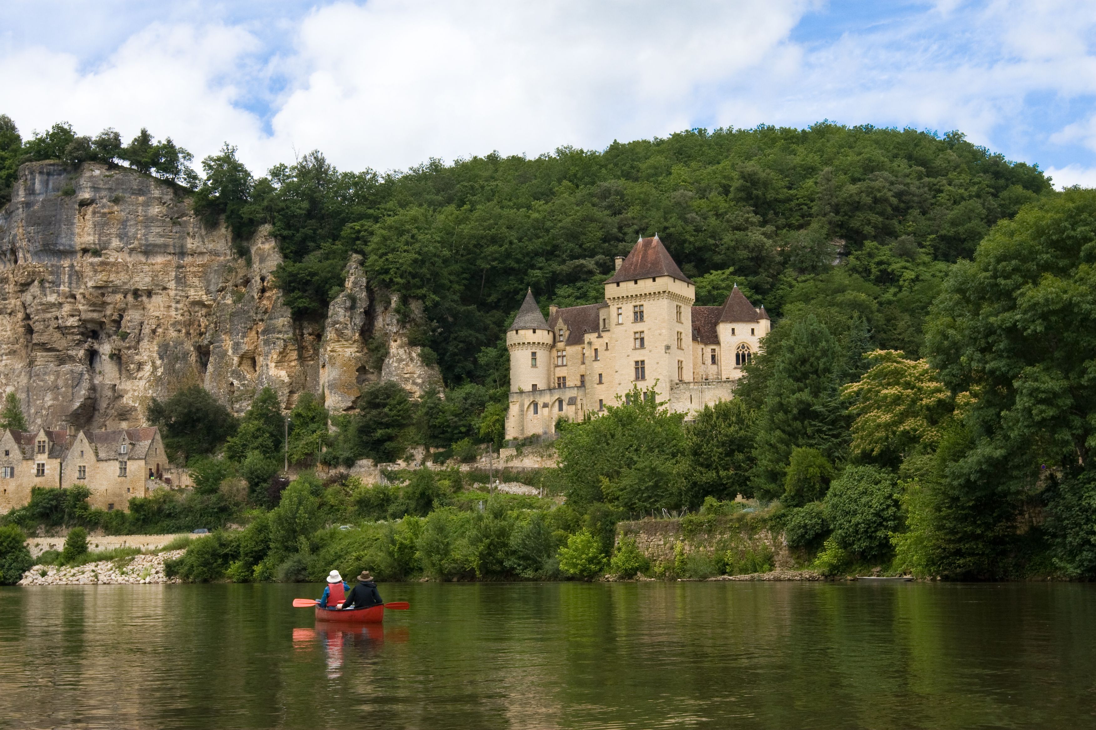 canoeing dordogne