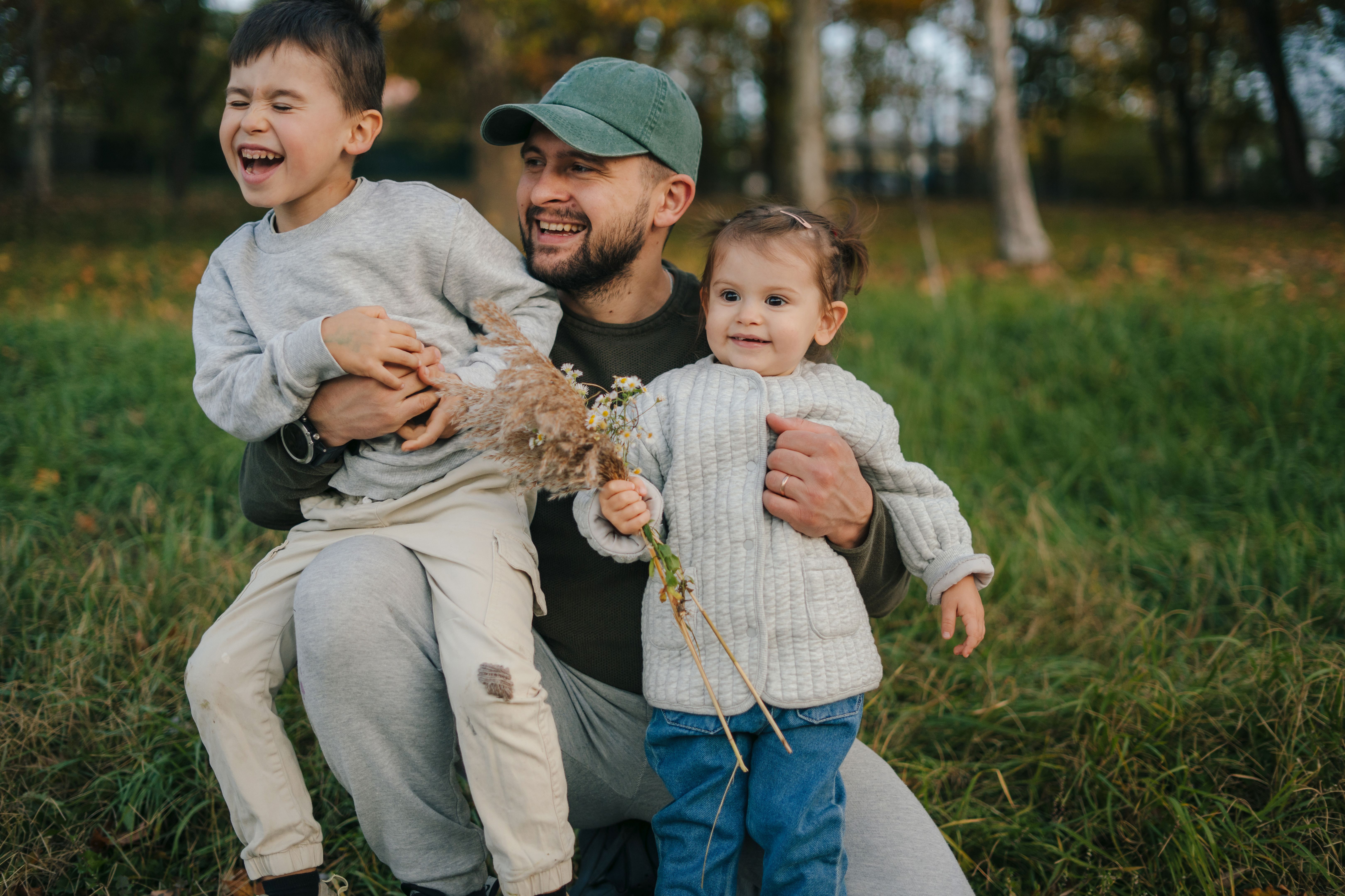 candid family moments