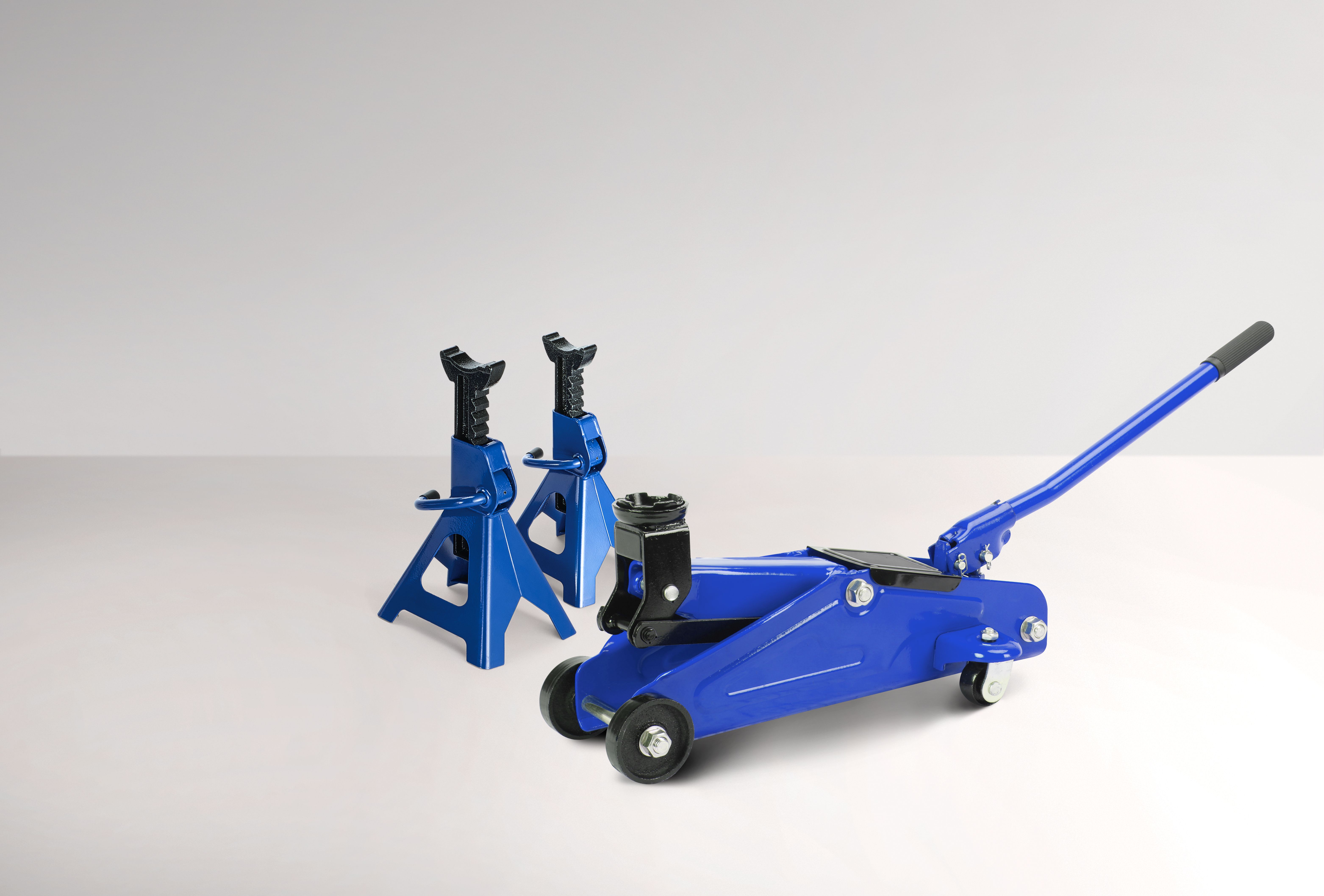 hydraulic jack