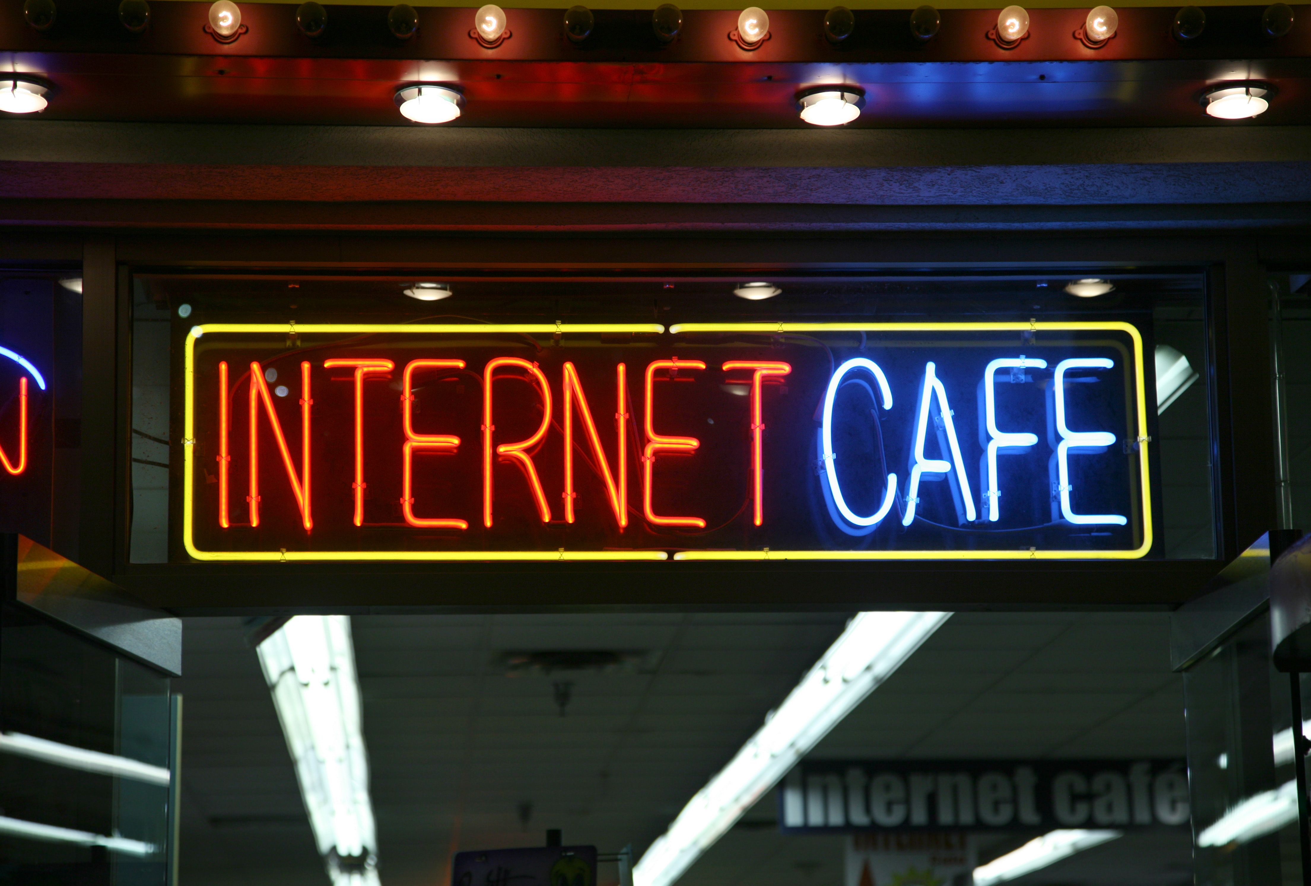 internet cafe