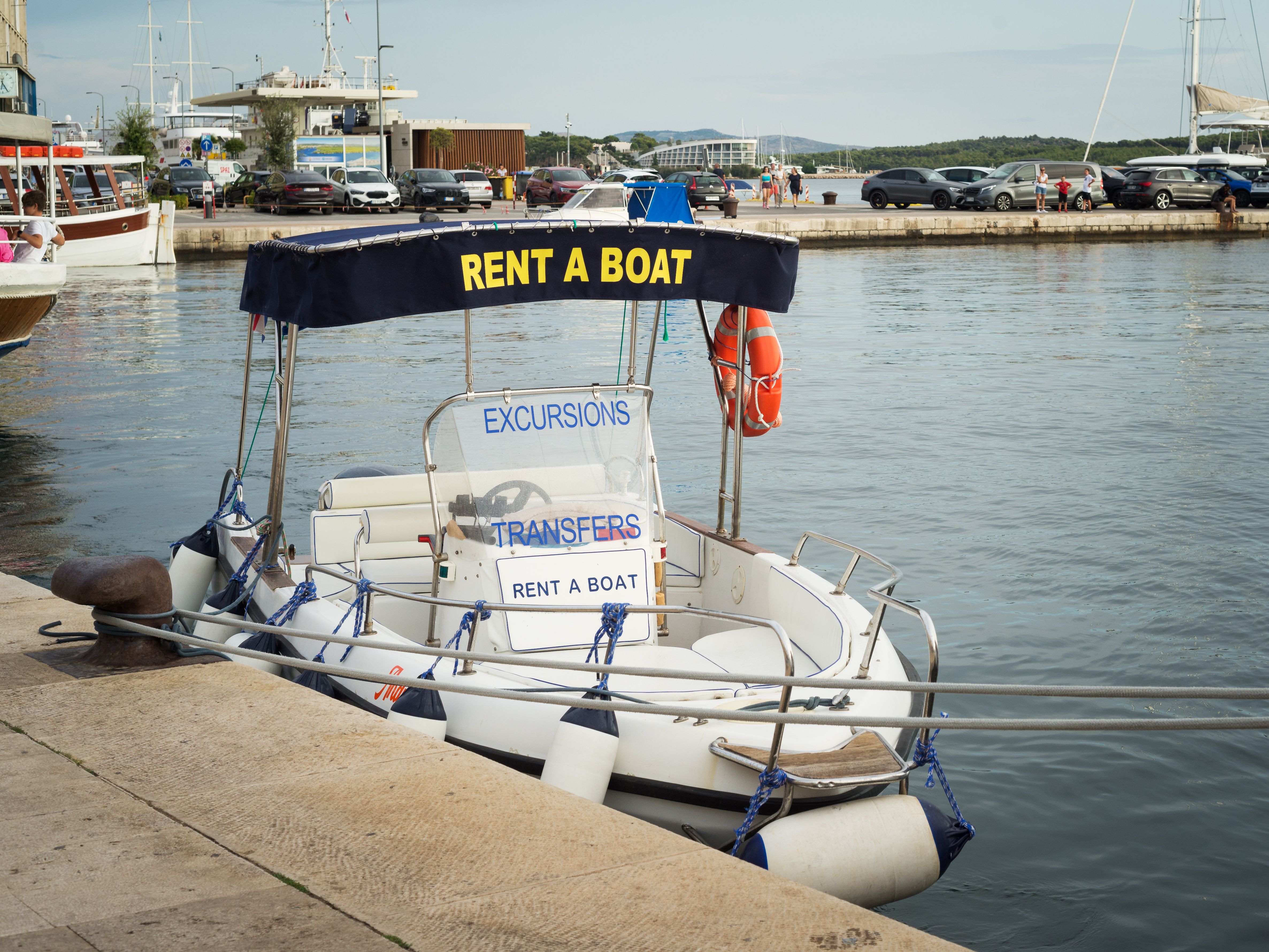 boat rental cost