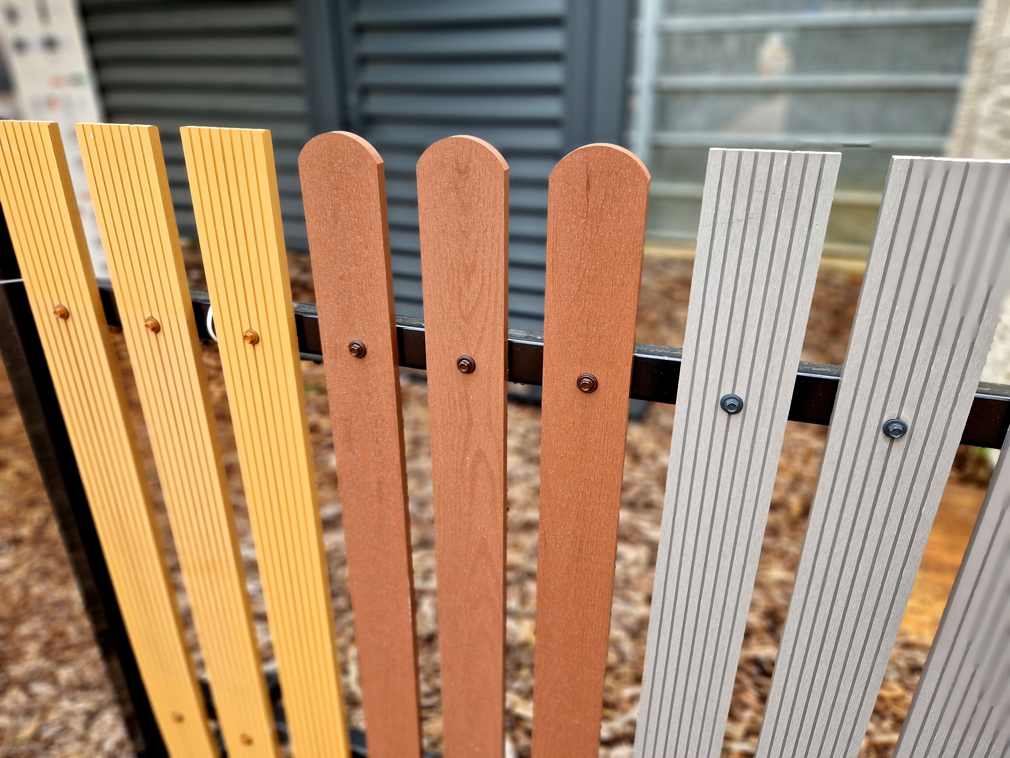 vinyl fencing