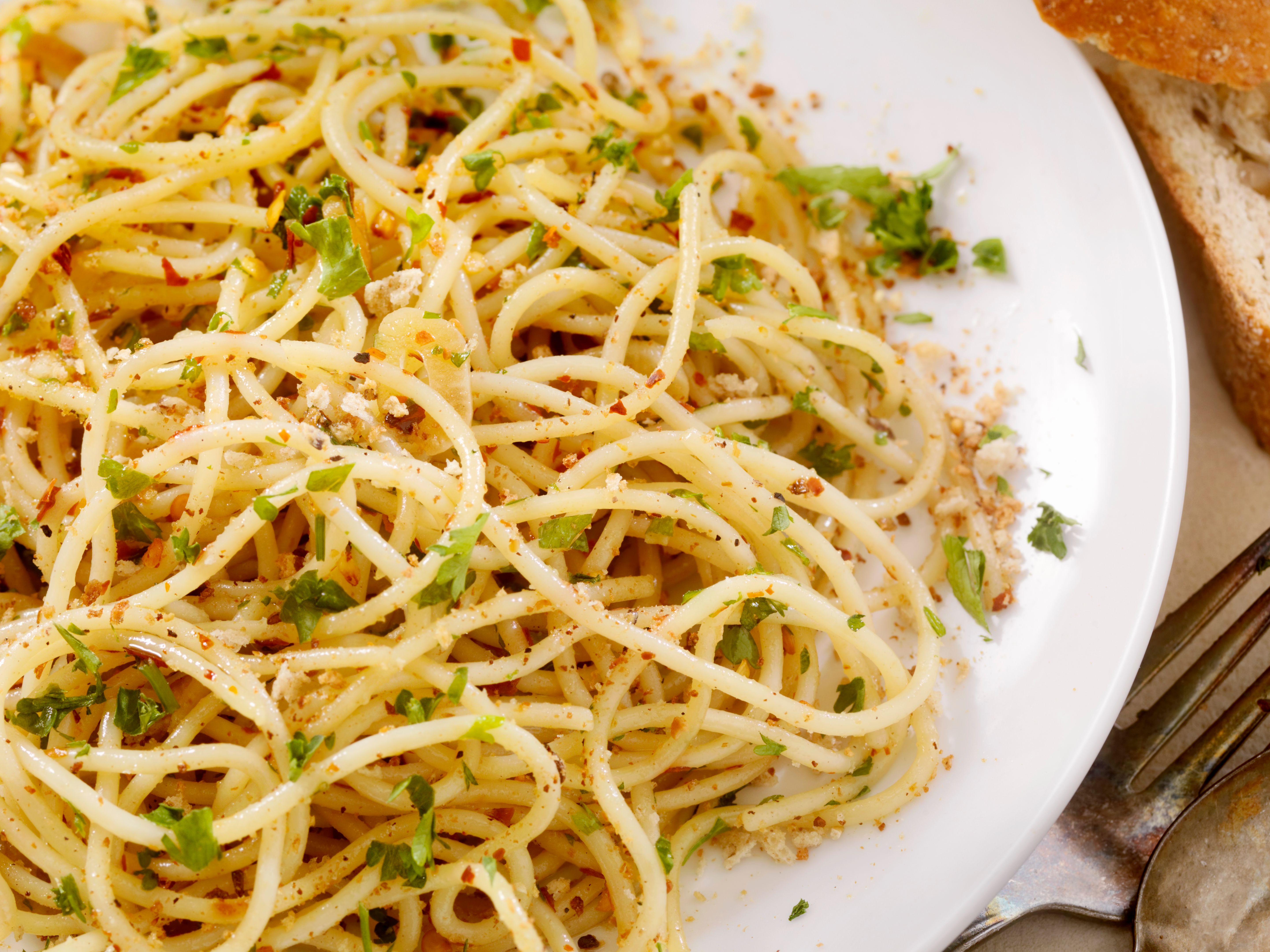 garlic pasta