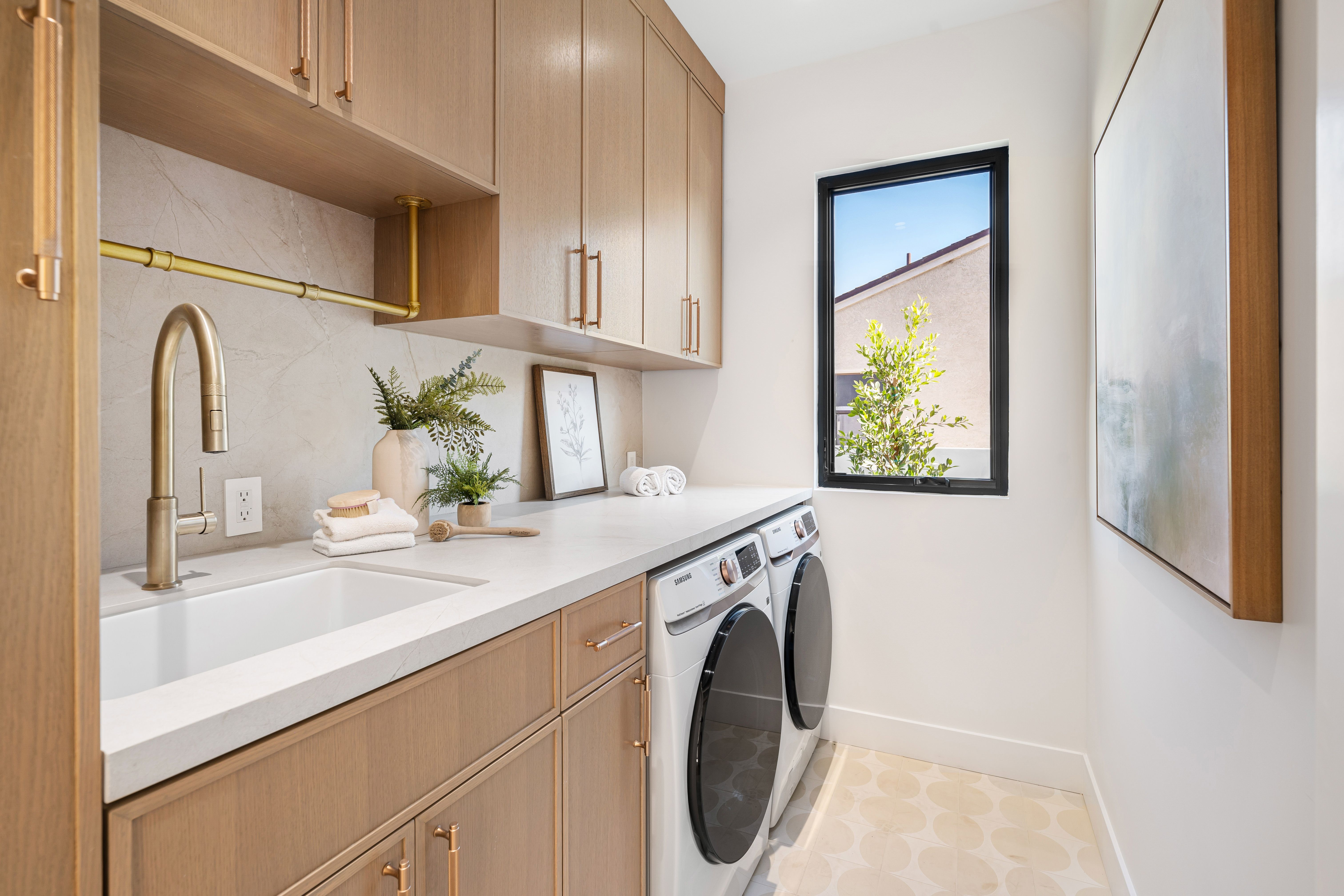 laundry room appliances