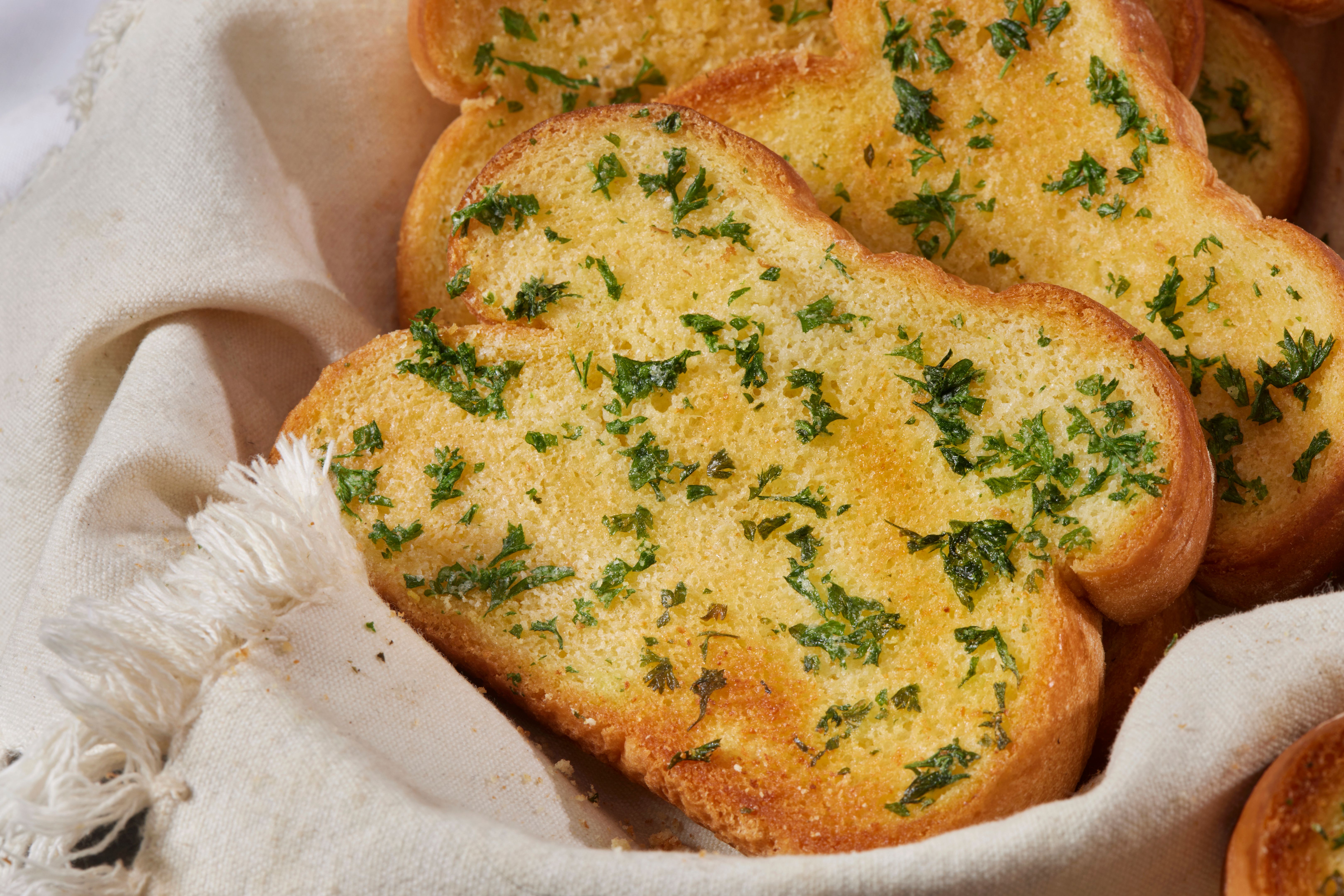 garlic bread