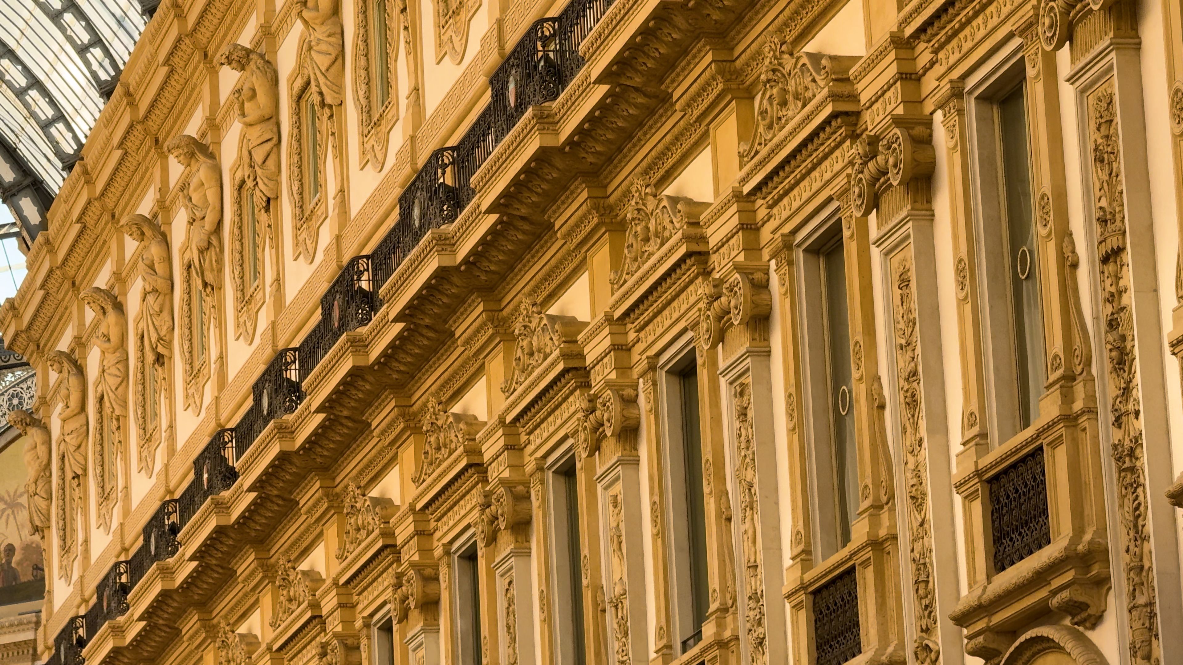 luxury shopping milan