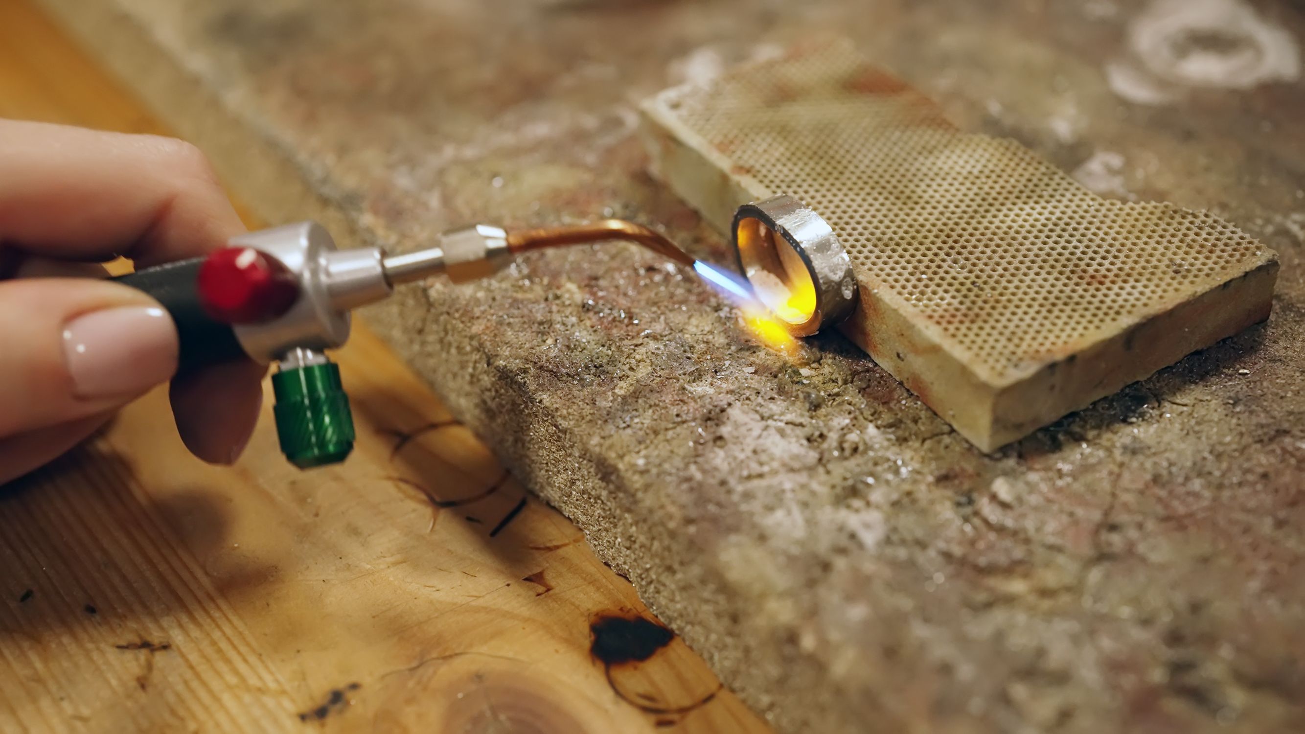 artisan jewelry making