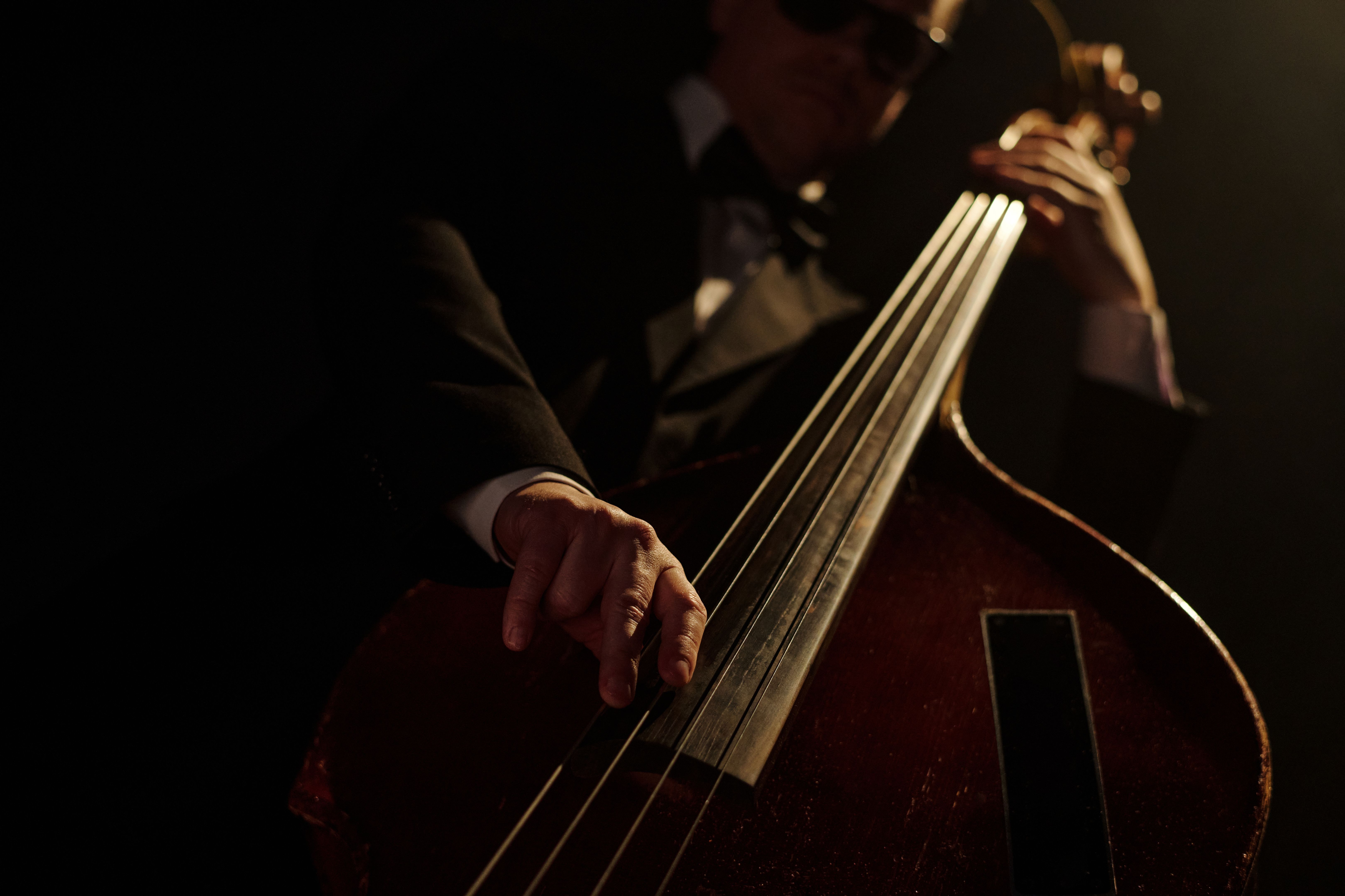 musicians playing jazz