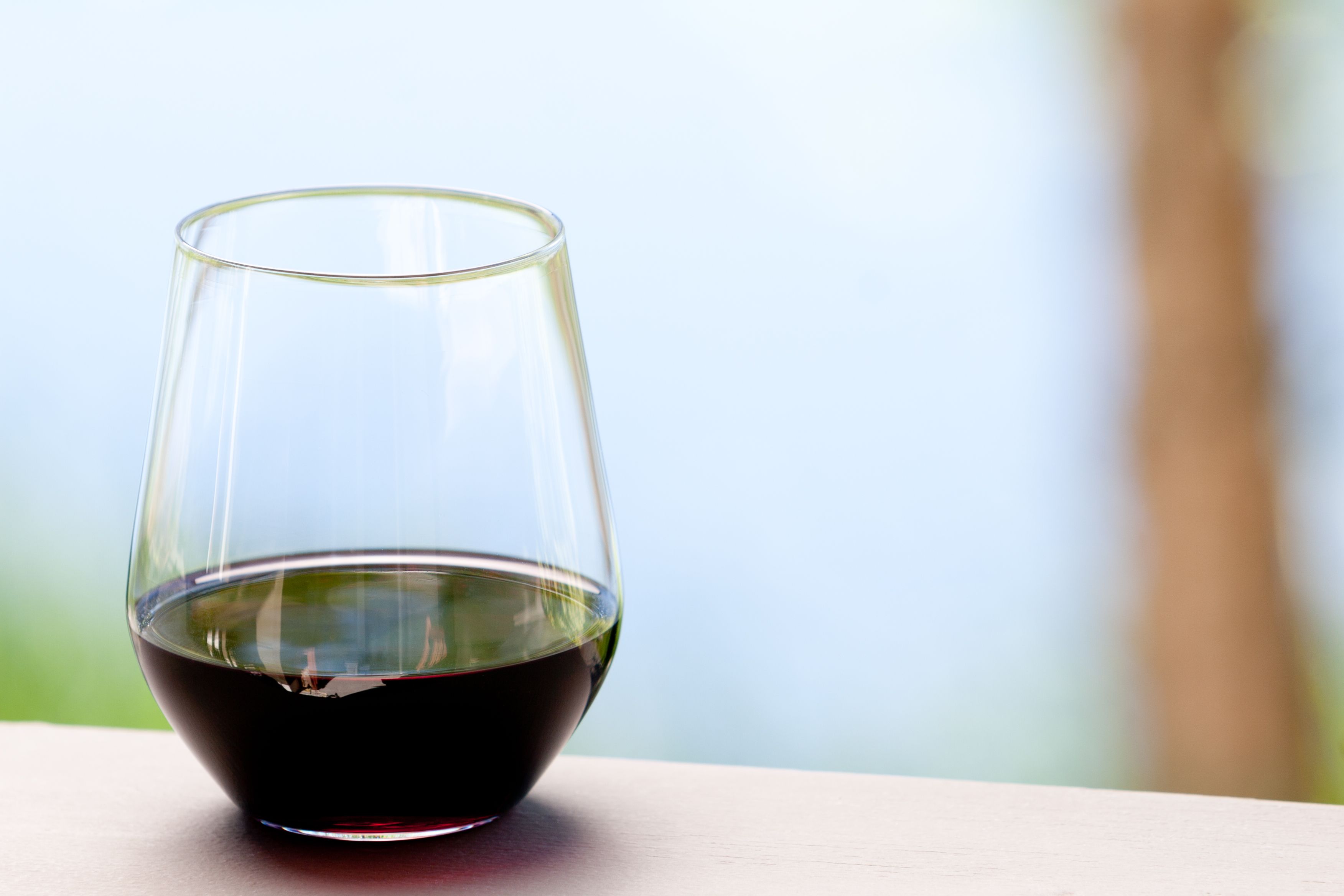 red wine glass
