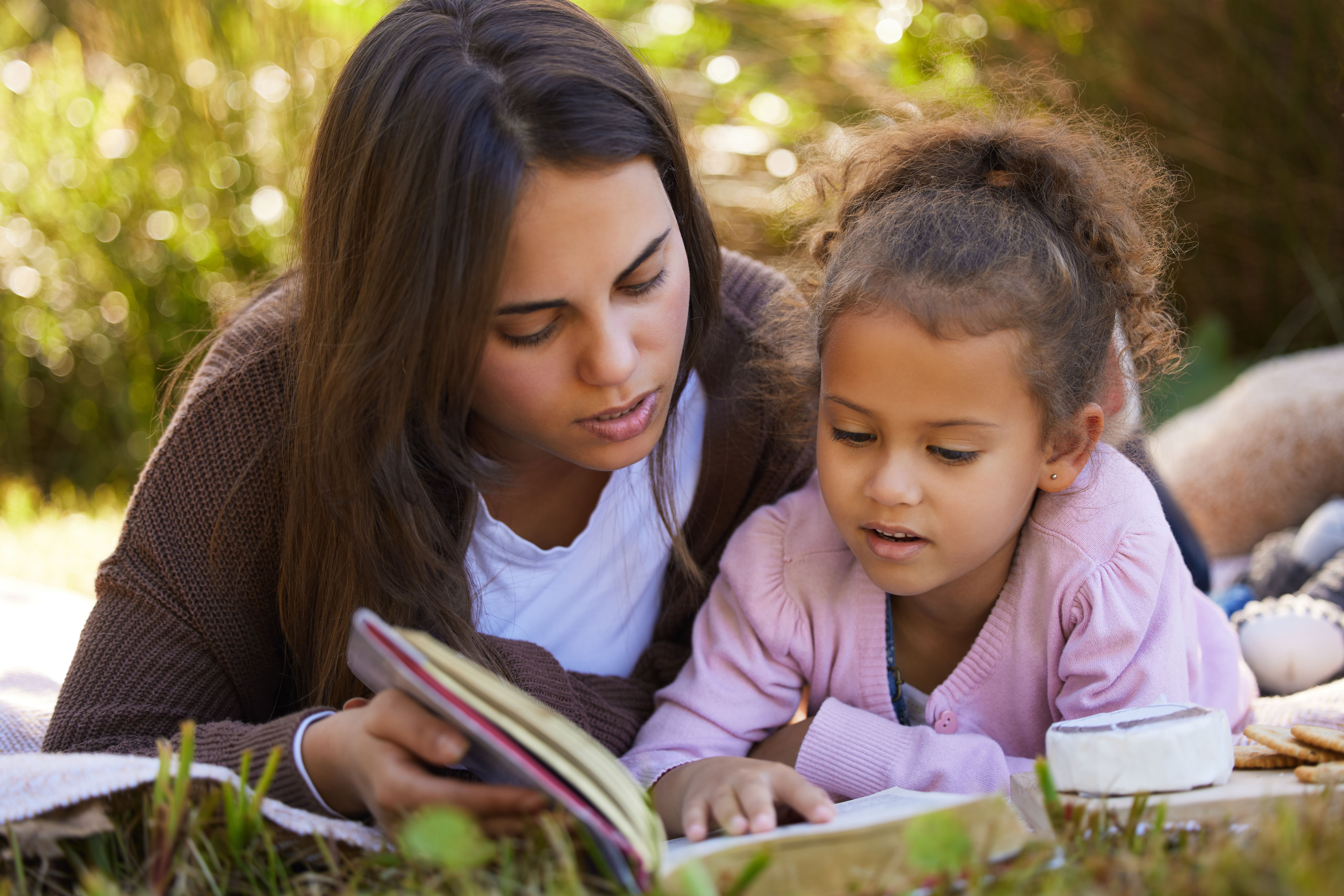 parent child learning outdoors