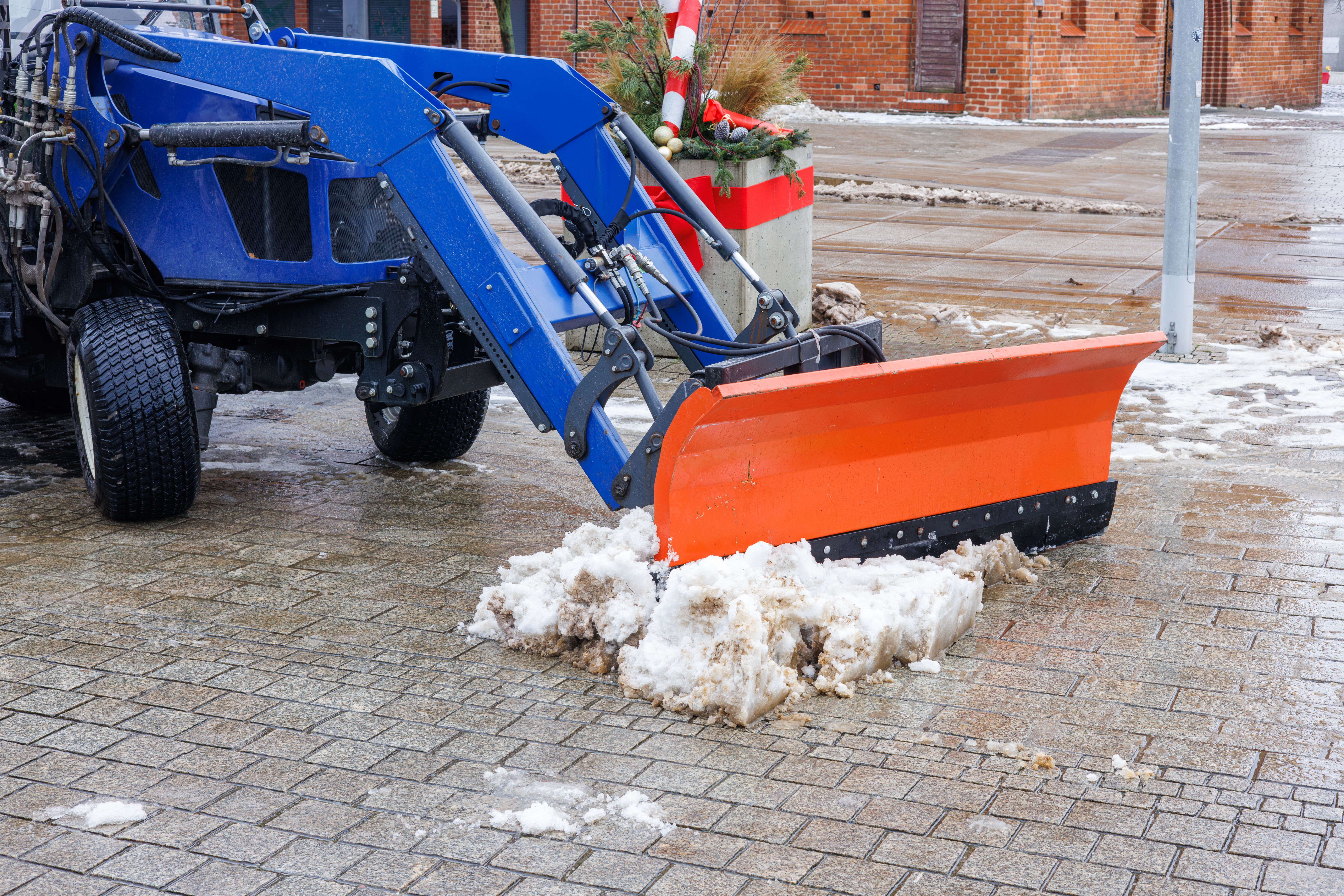 snowplow clearing