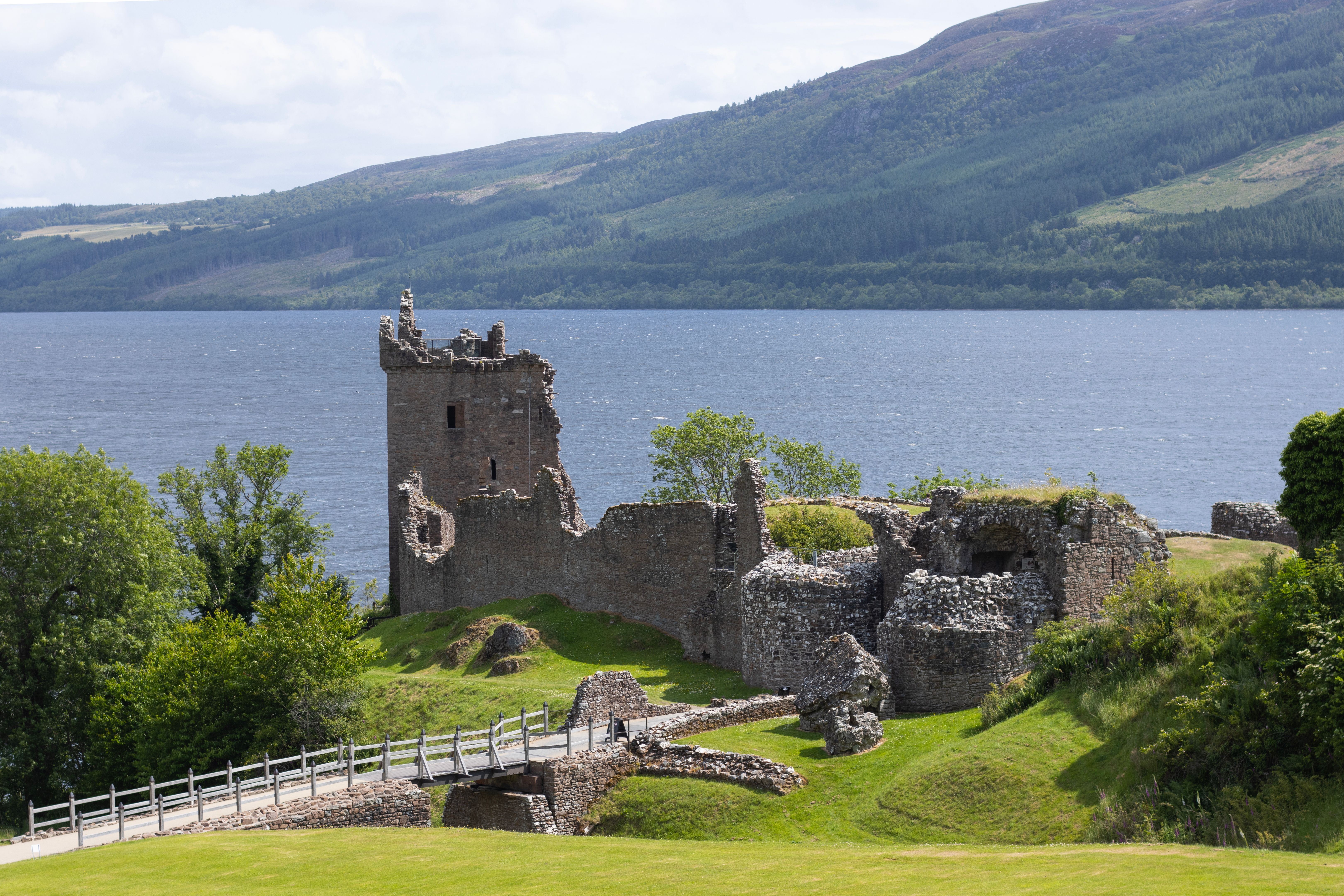 urquhart castle