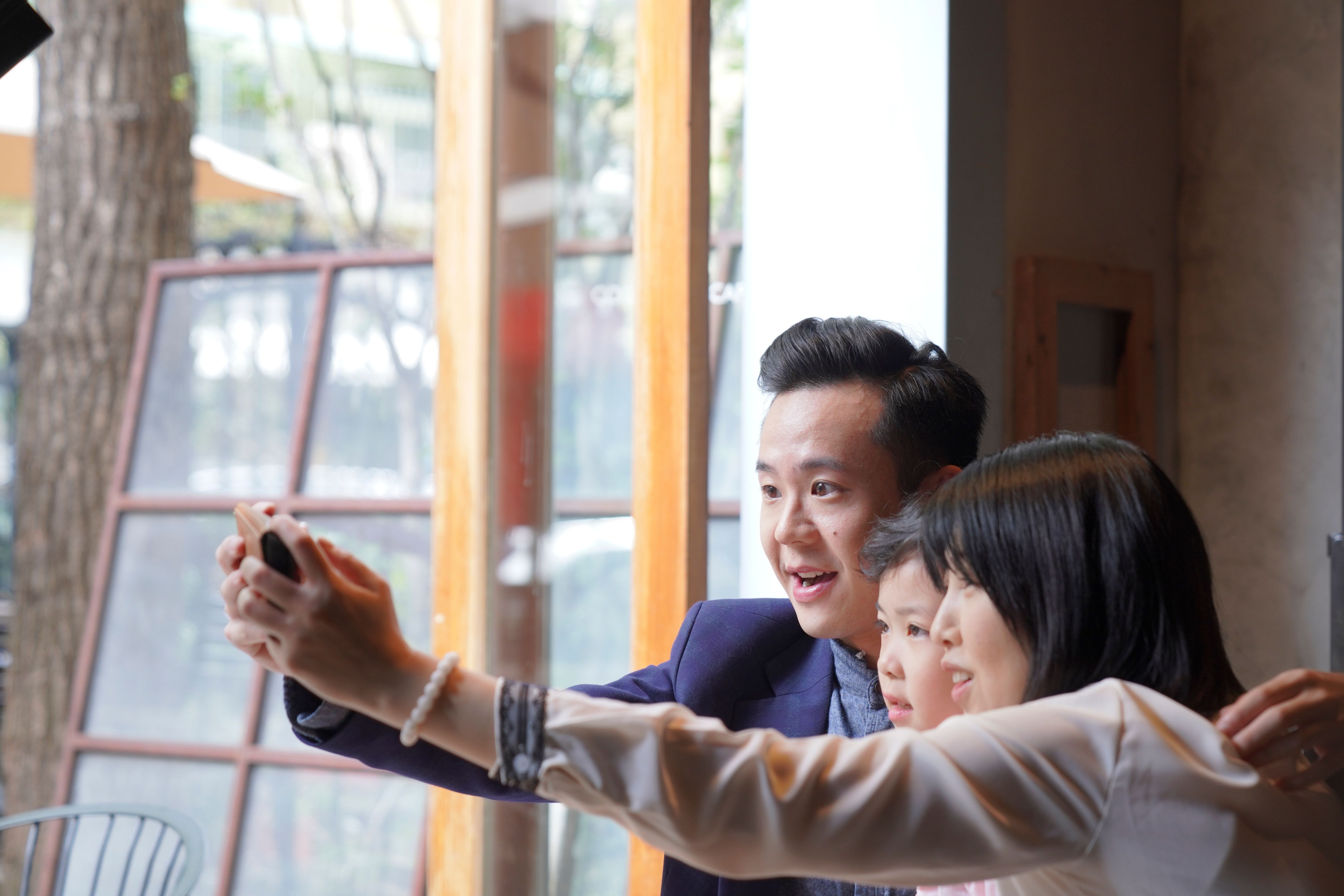 guests recording messages