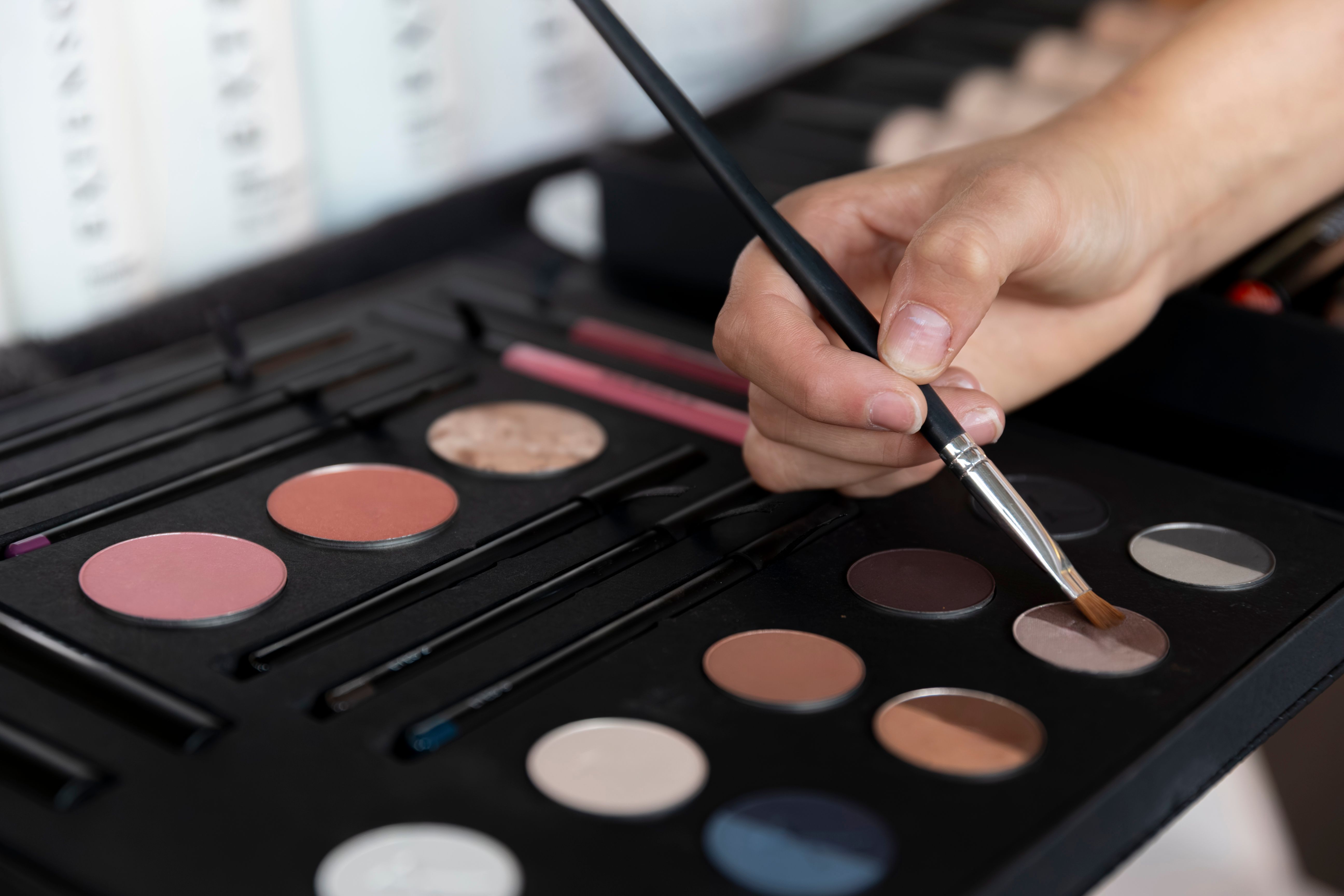 makeup artist netherlands