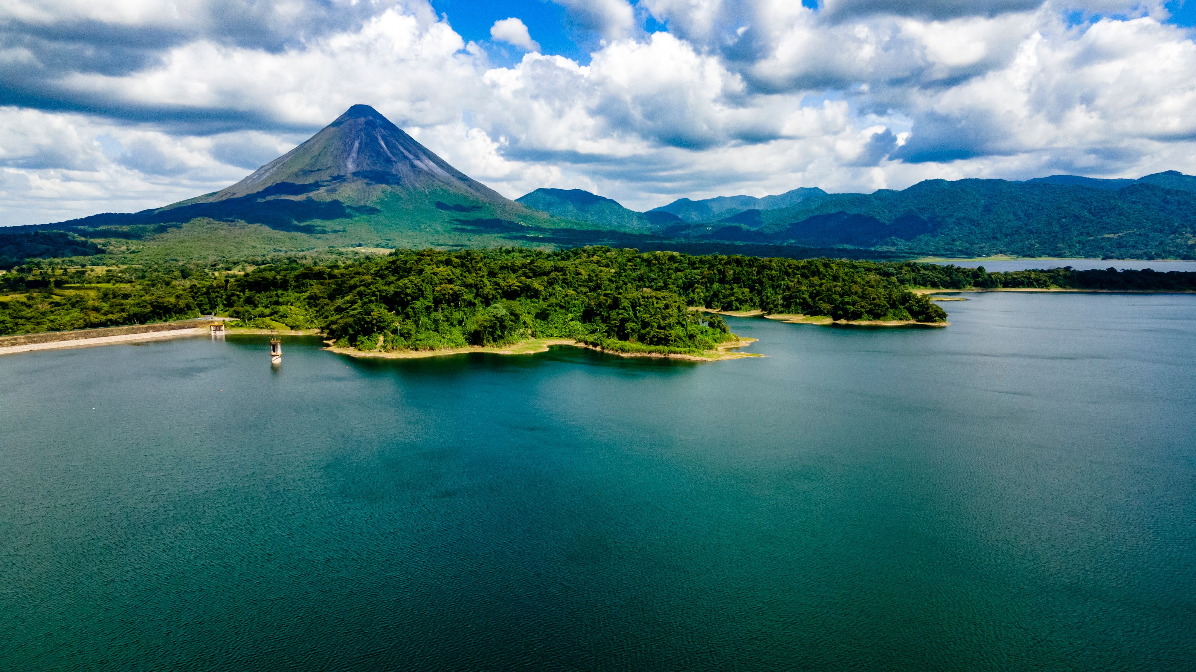 arenal volcano