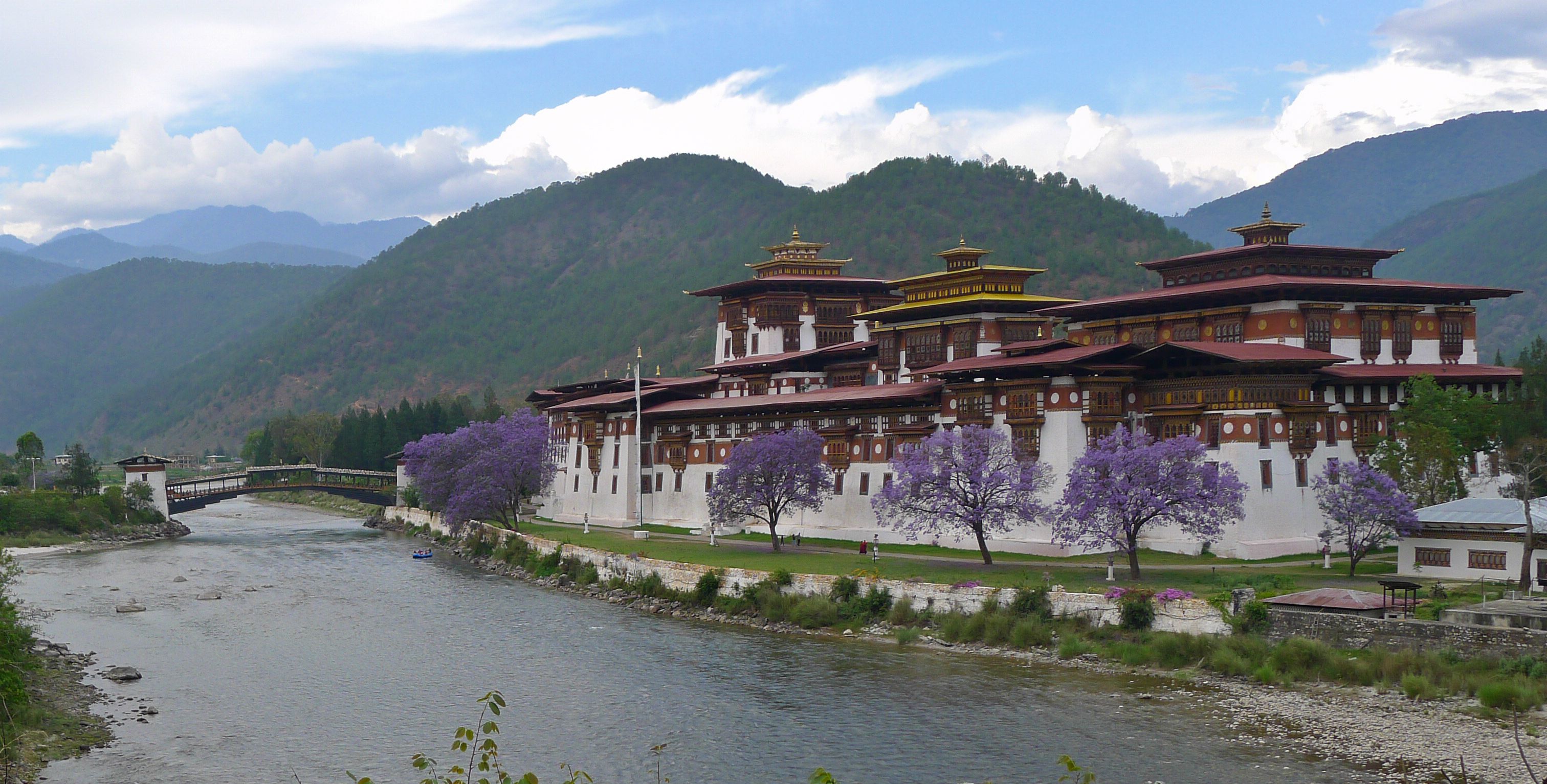 bhutan hotel