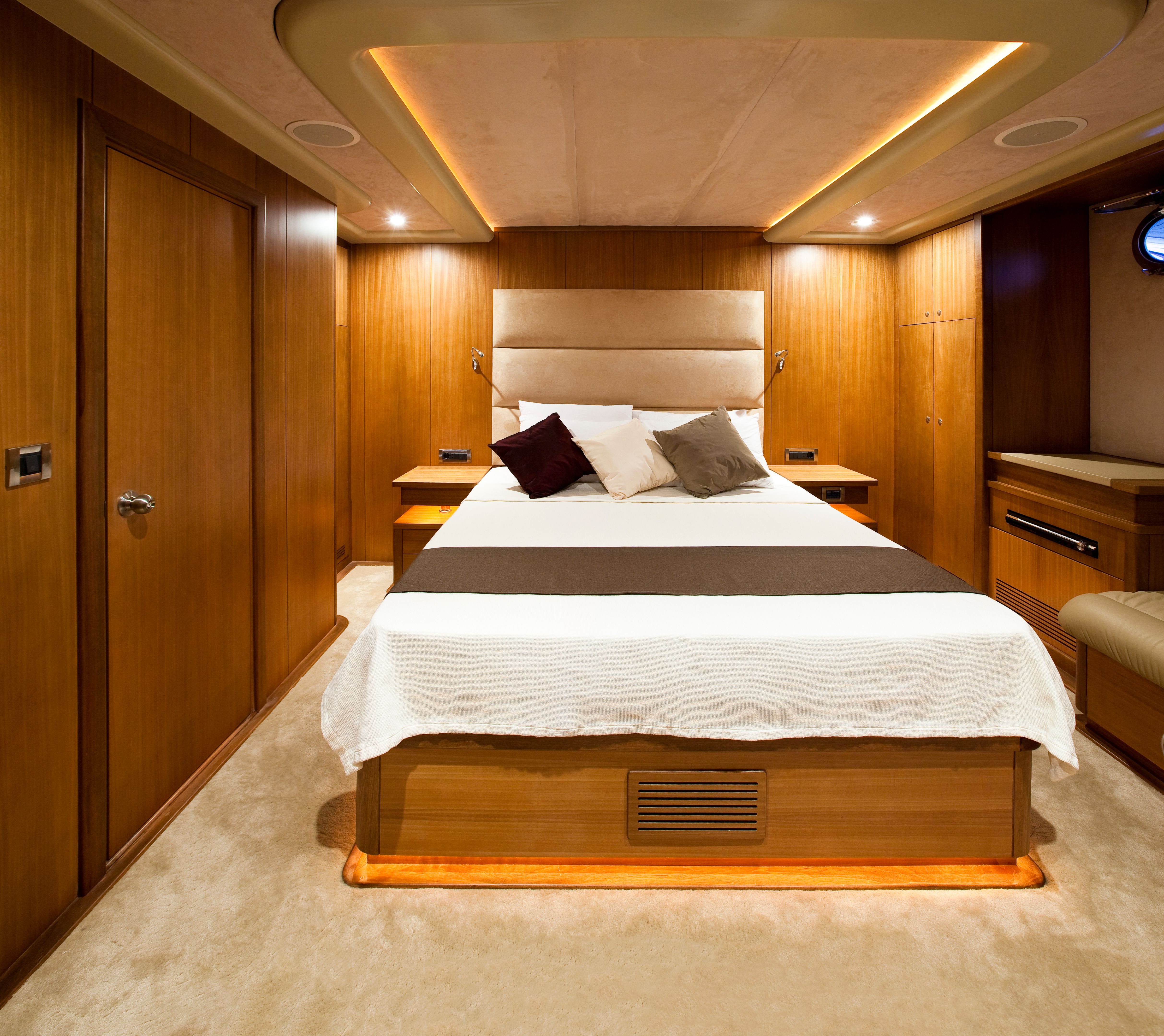 montaj interior de lux dormitor yacht