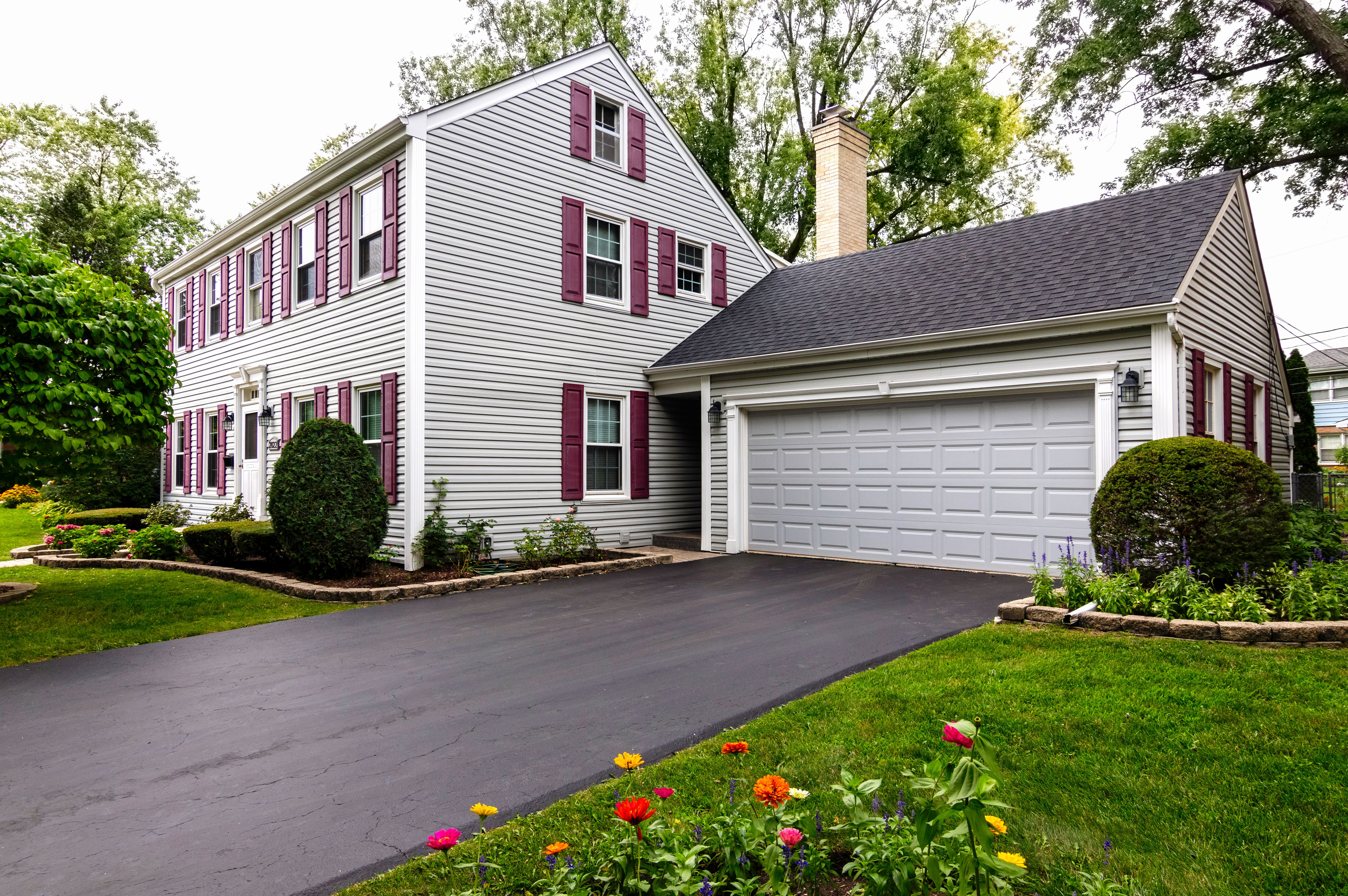 seal coating driveway