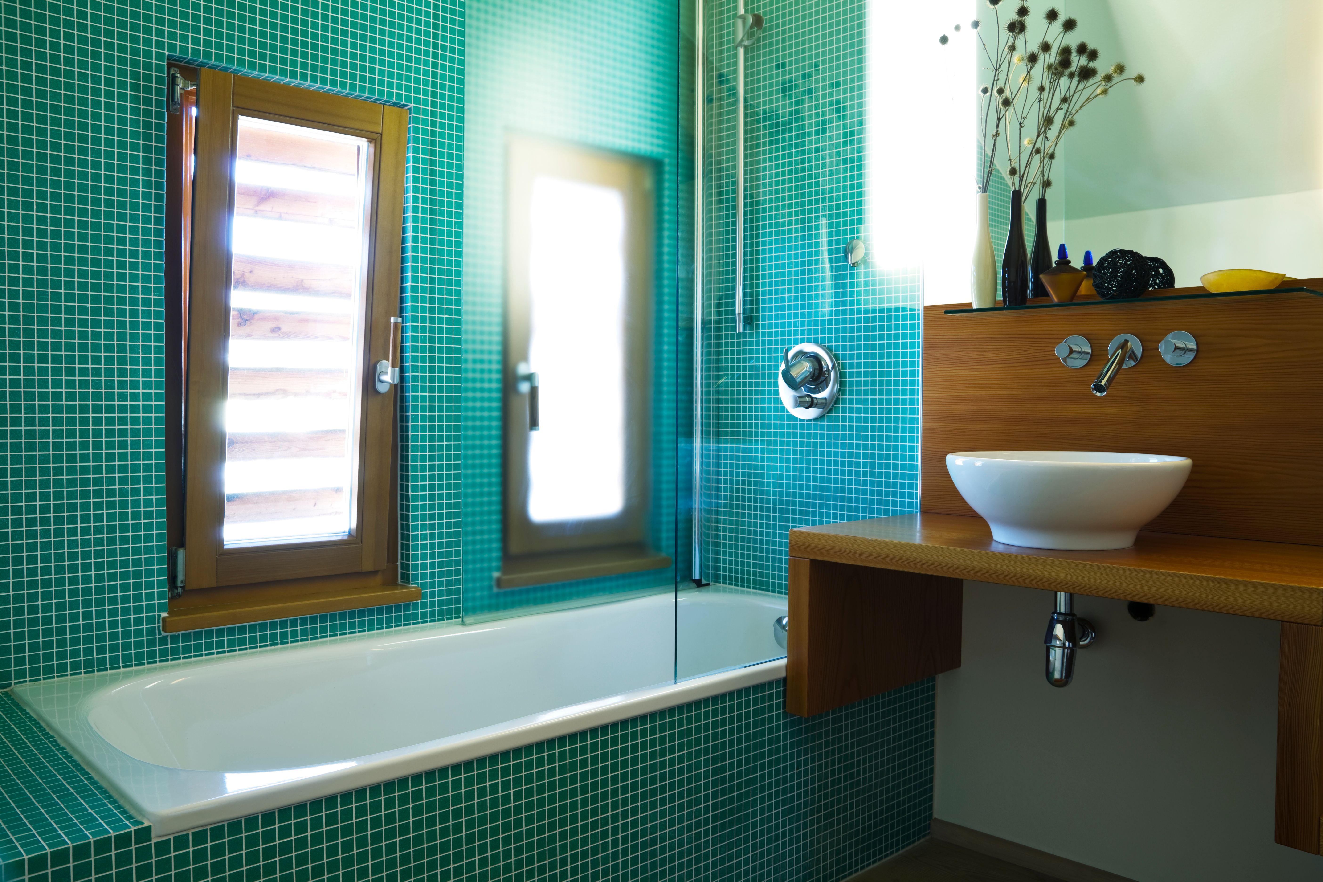 colorful bathroom design