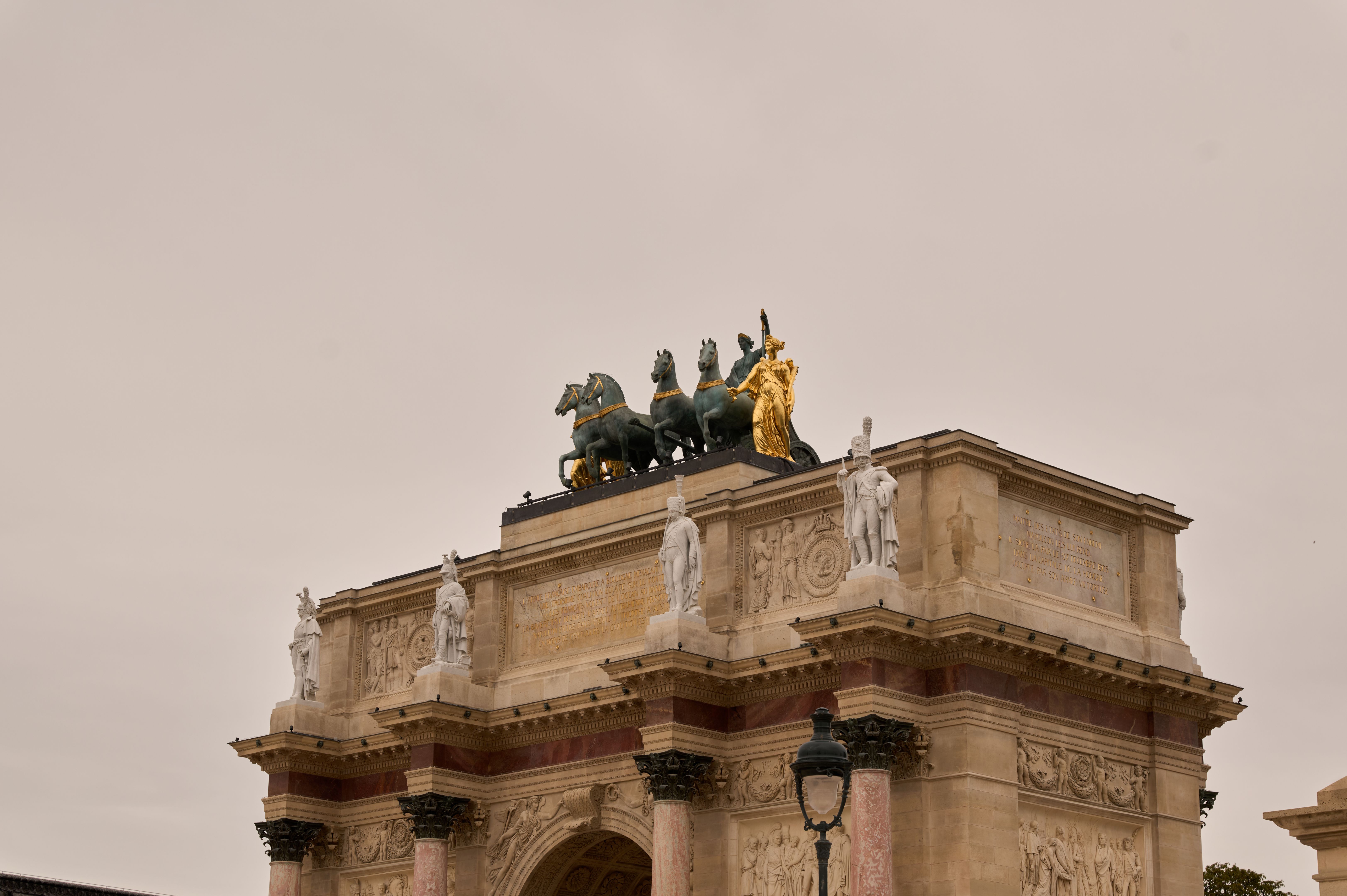 famous artworks louvre