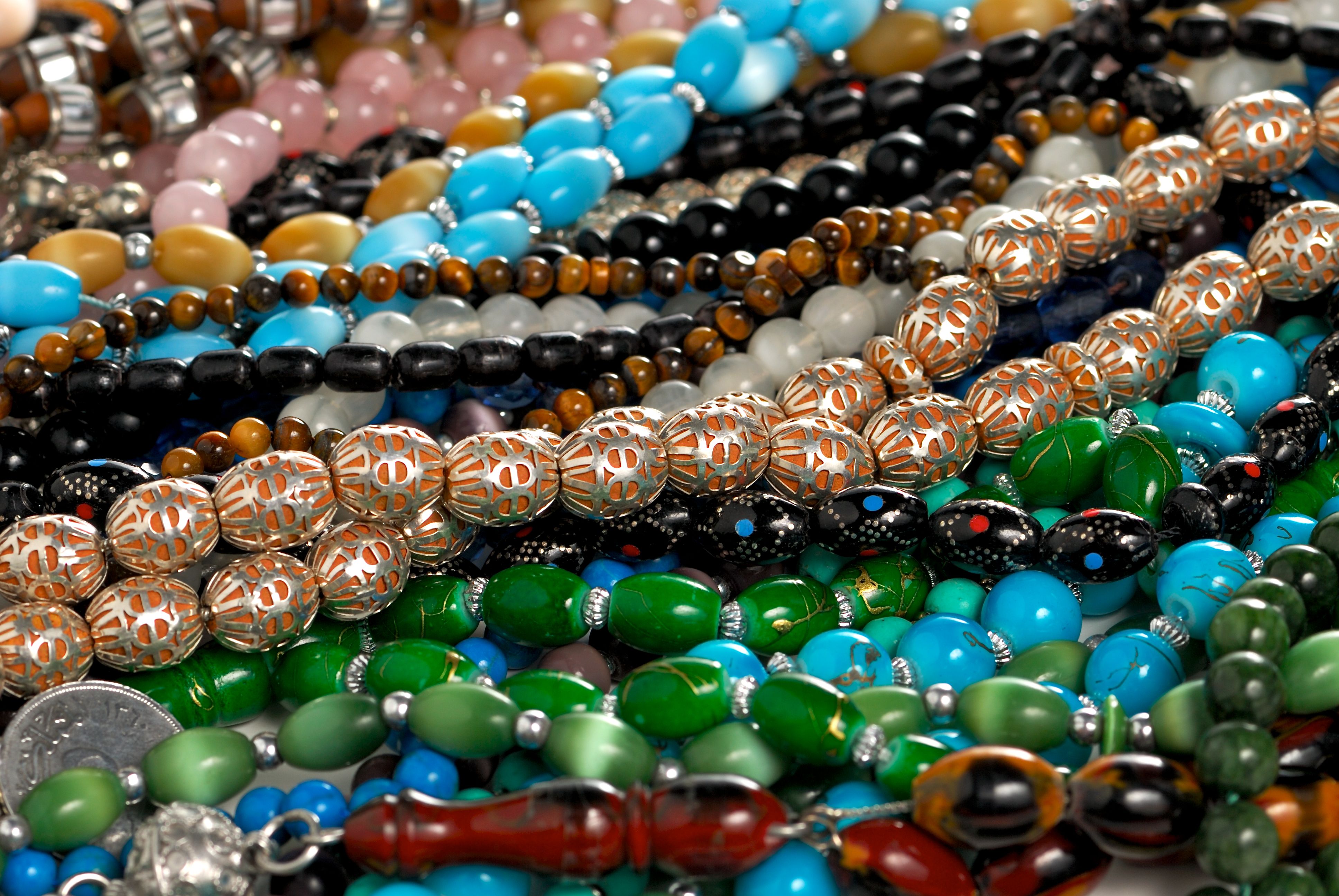 traditional saudi jewelry