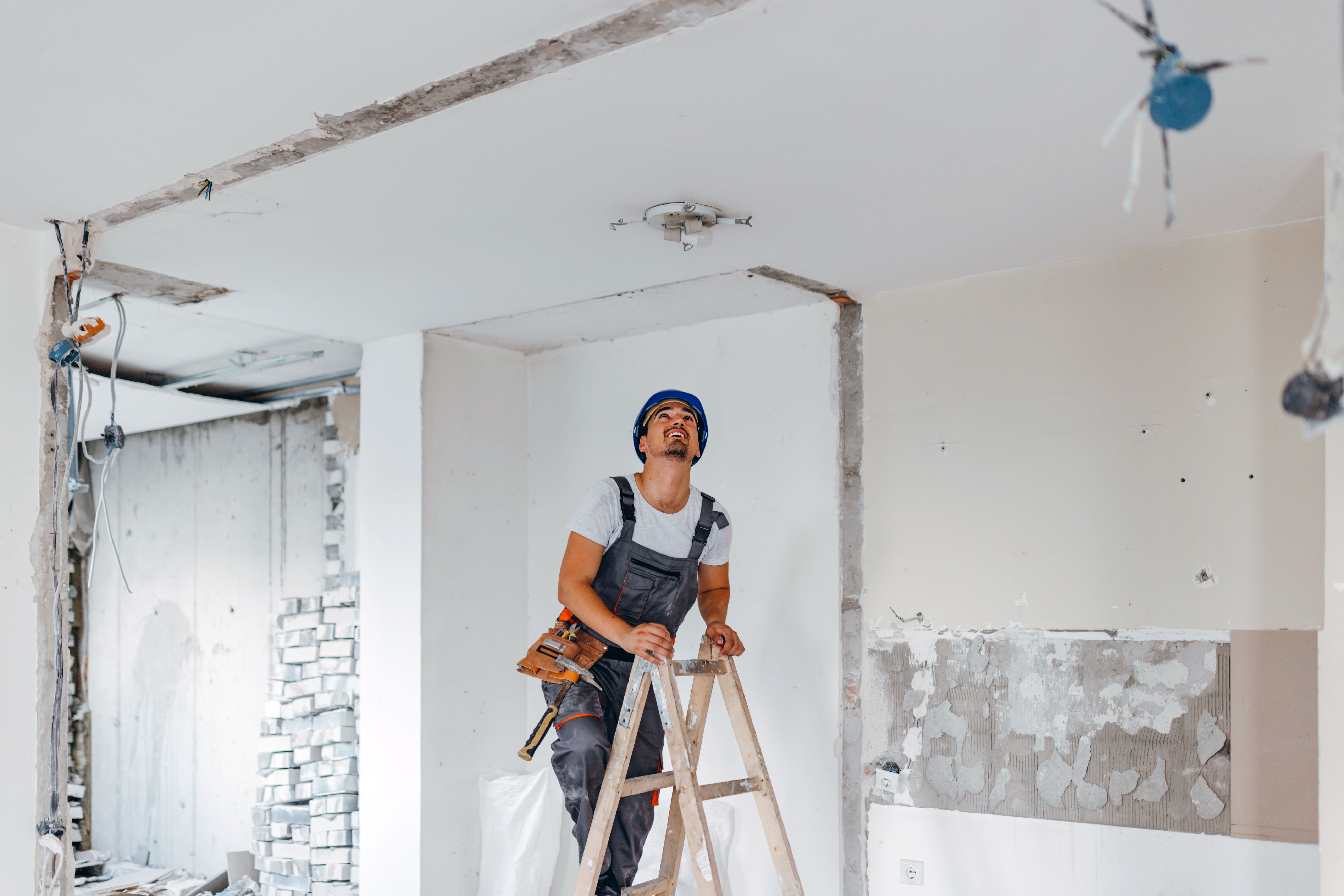 I'm going to fix this light bulb next I'm going to fix this light bulb next