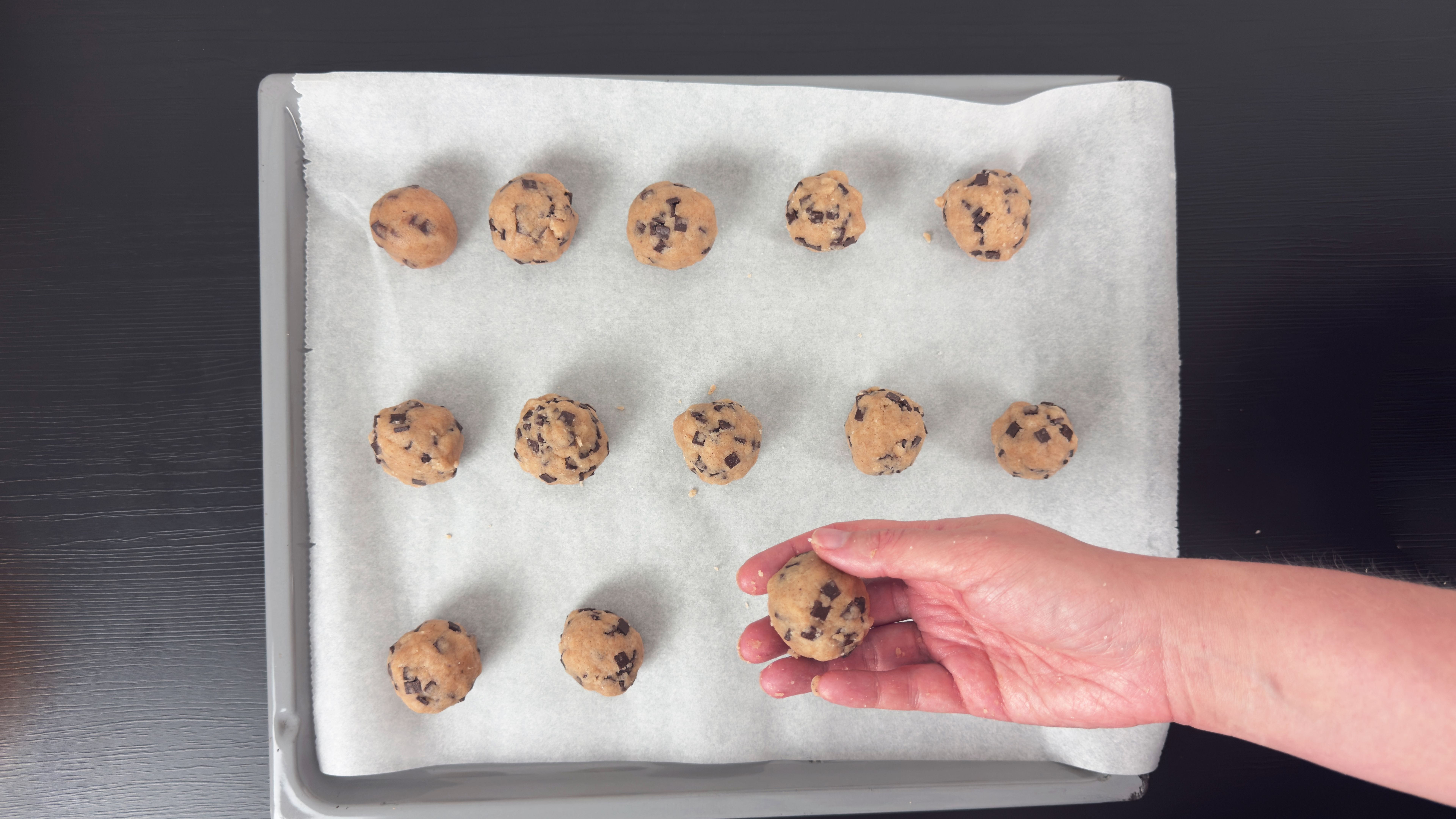 chocolate chip cookie