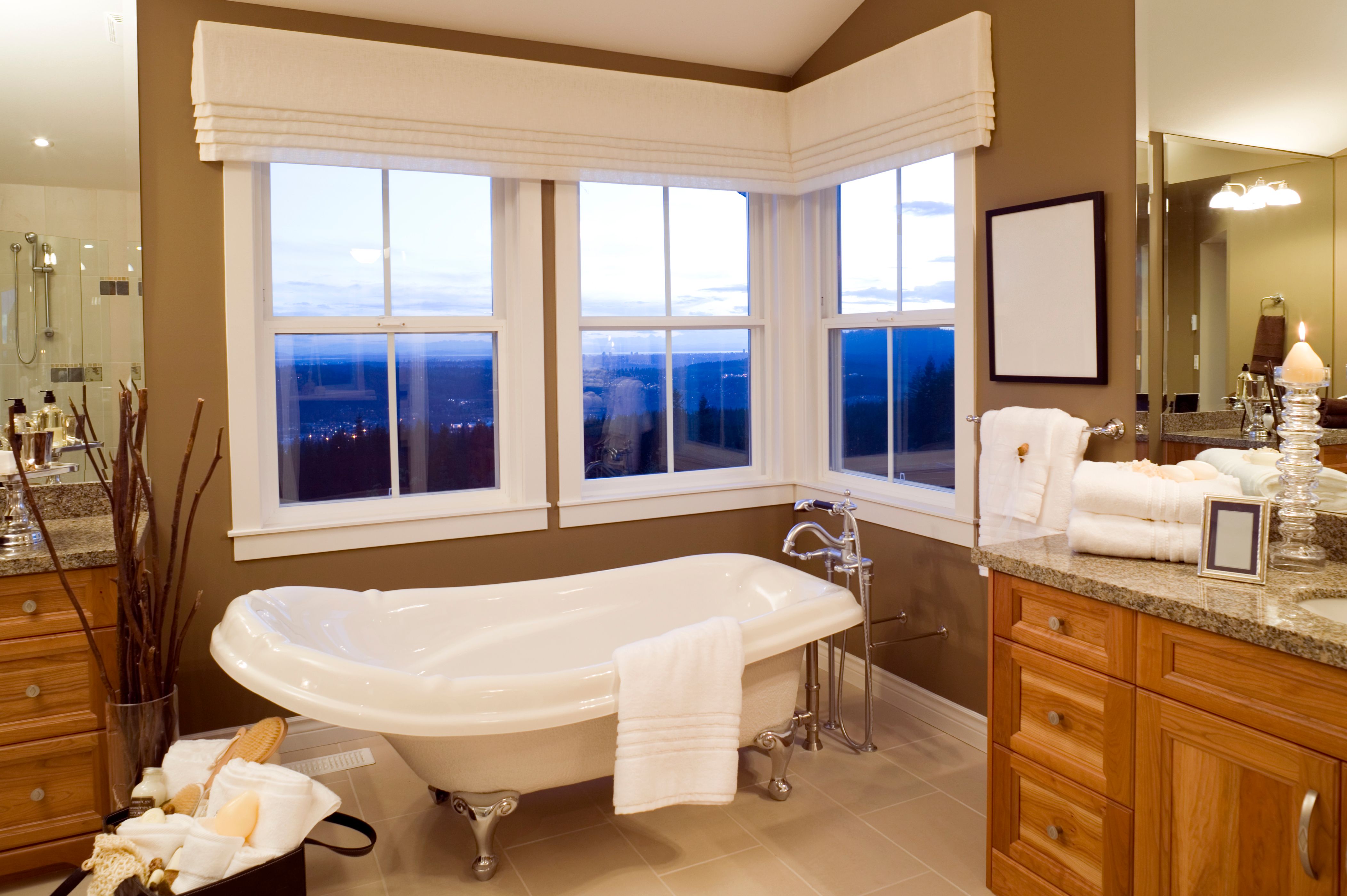 freestanding bathtub