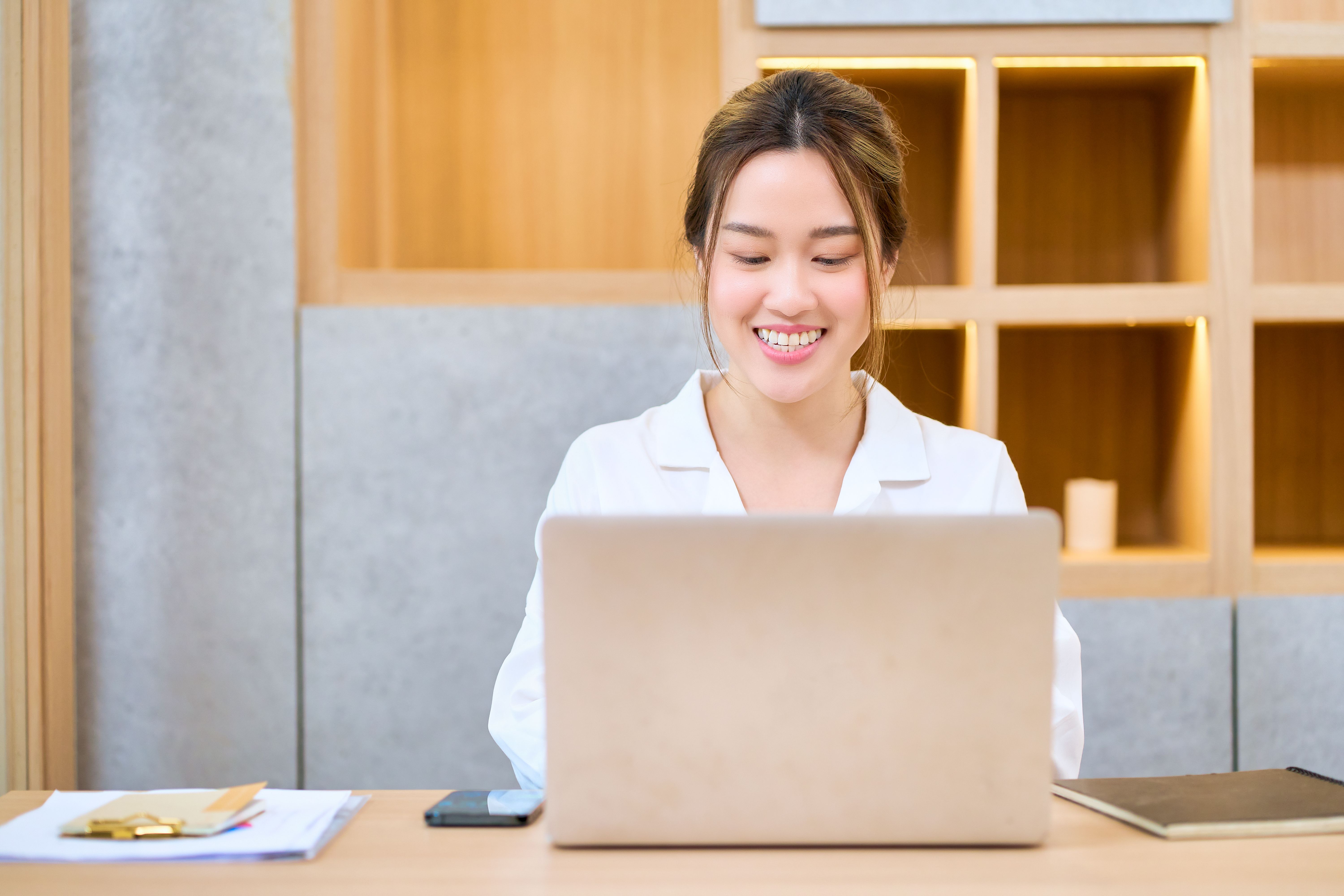 auction website design