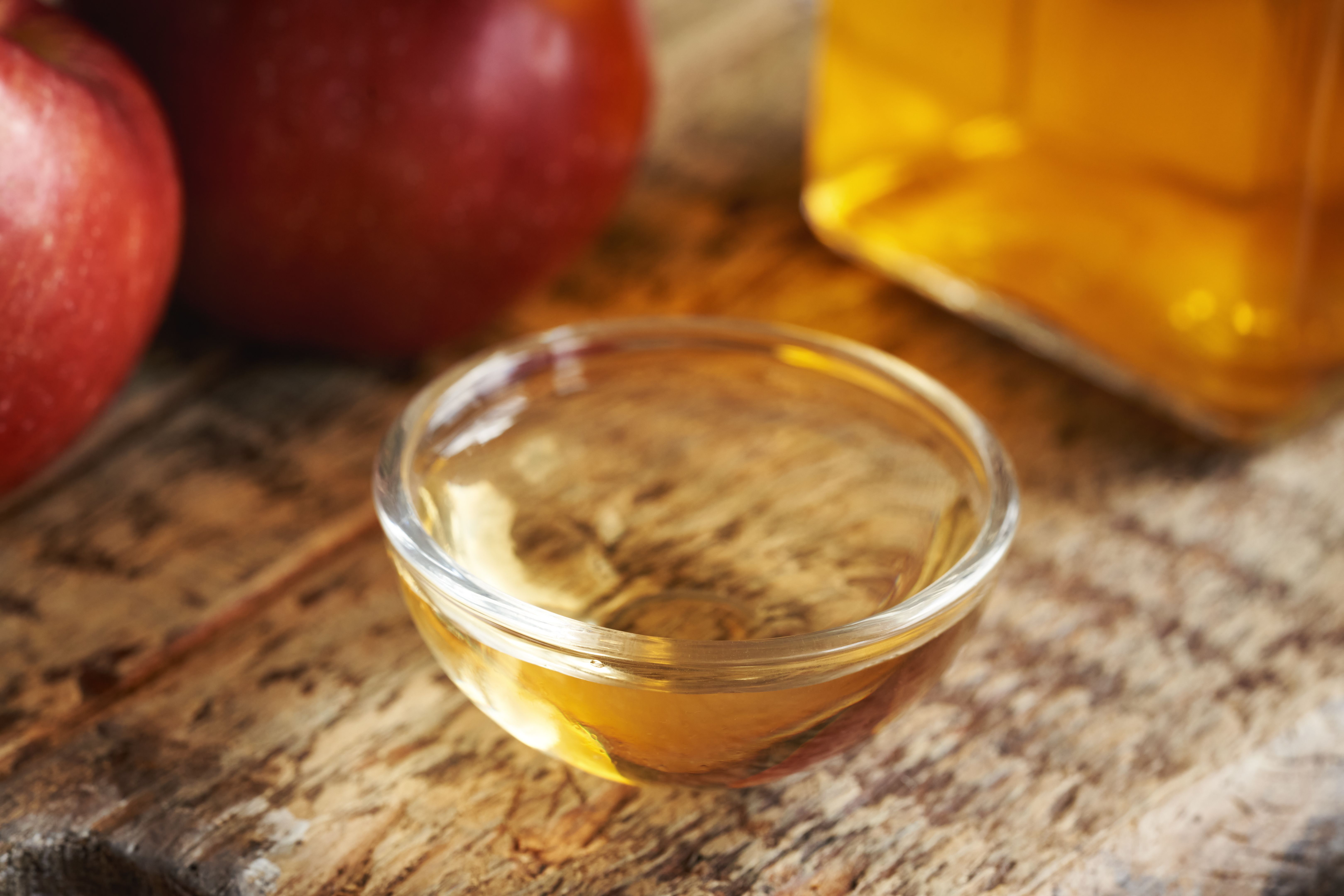 apples vinegar