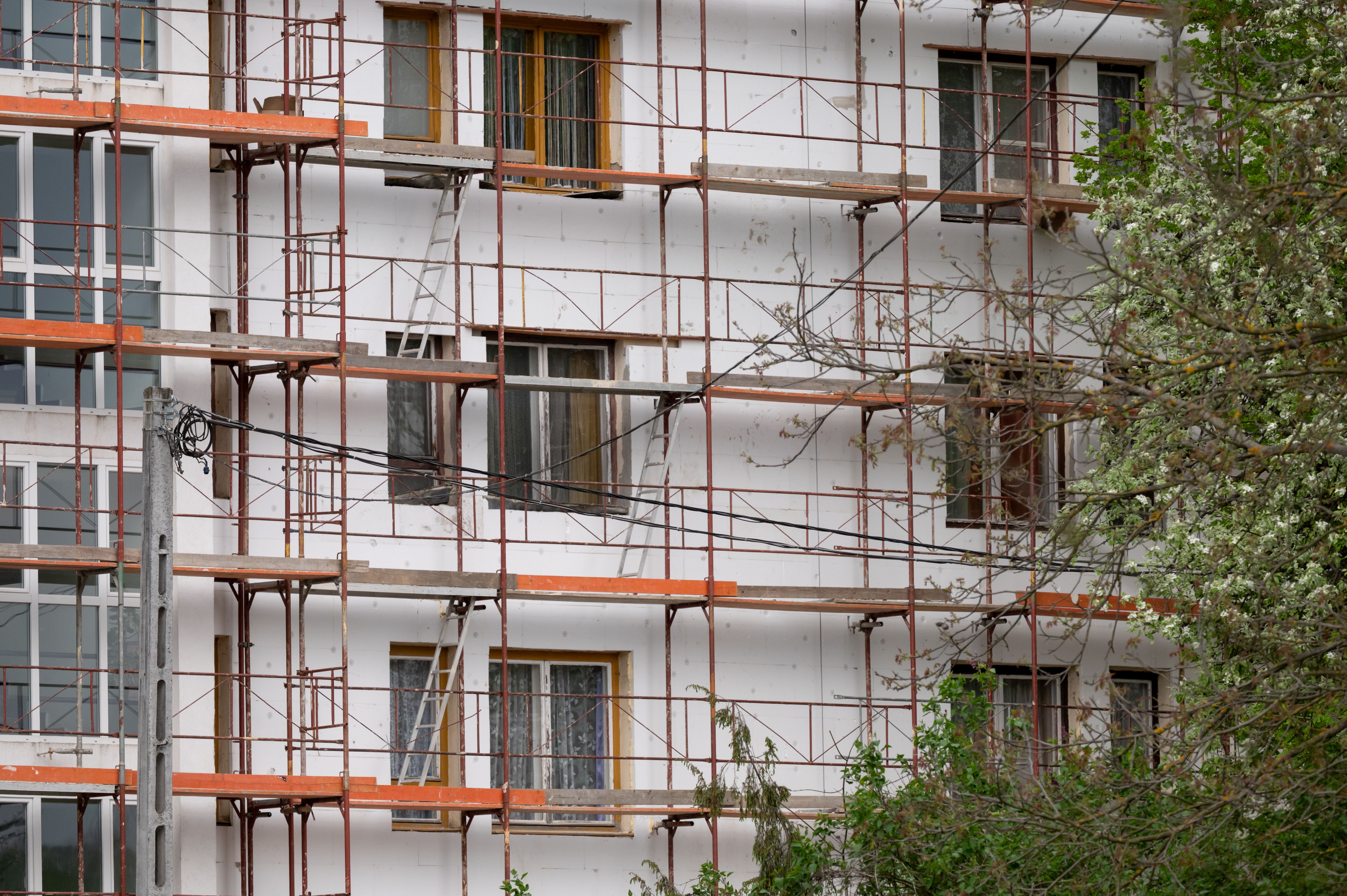 façade transformation