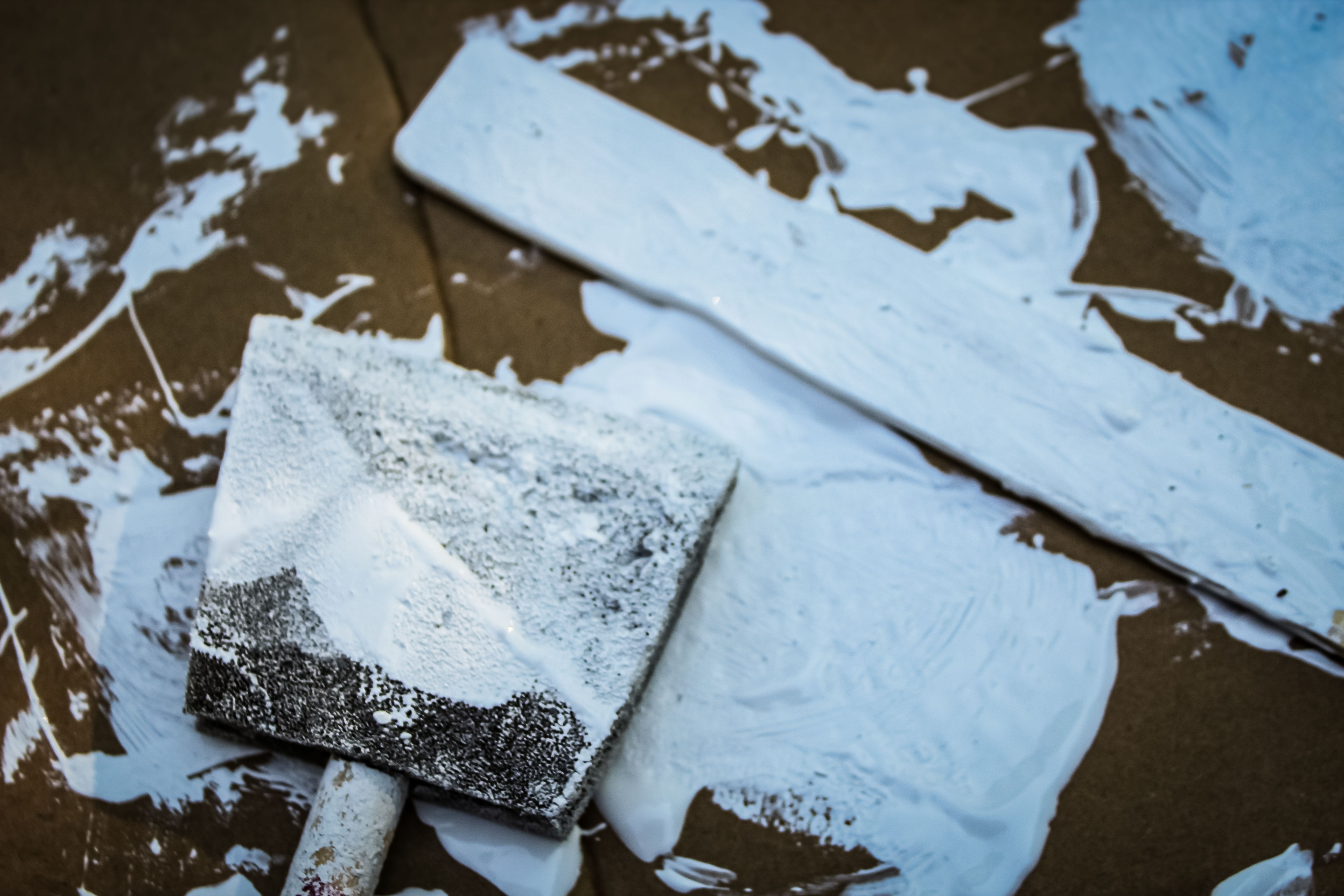 cleaning painting tools