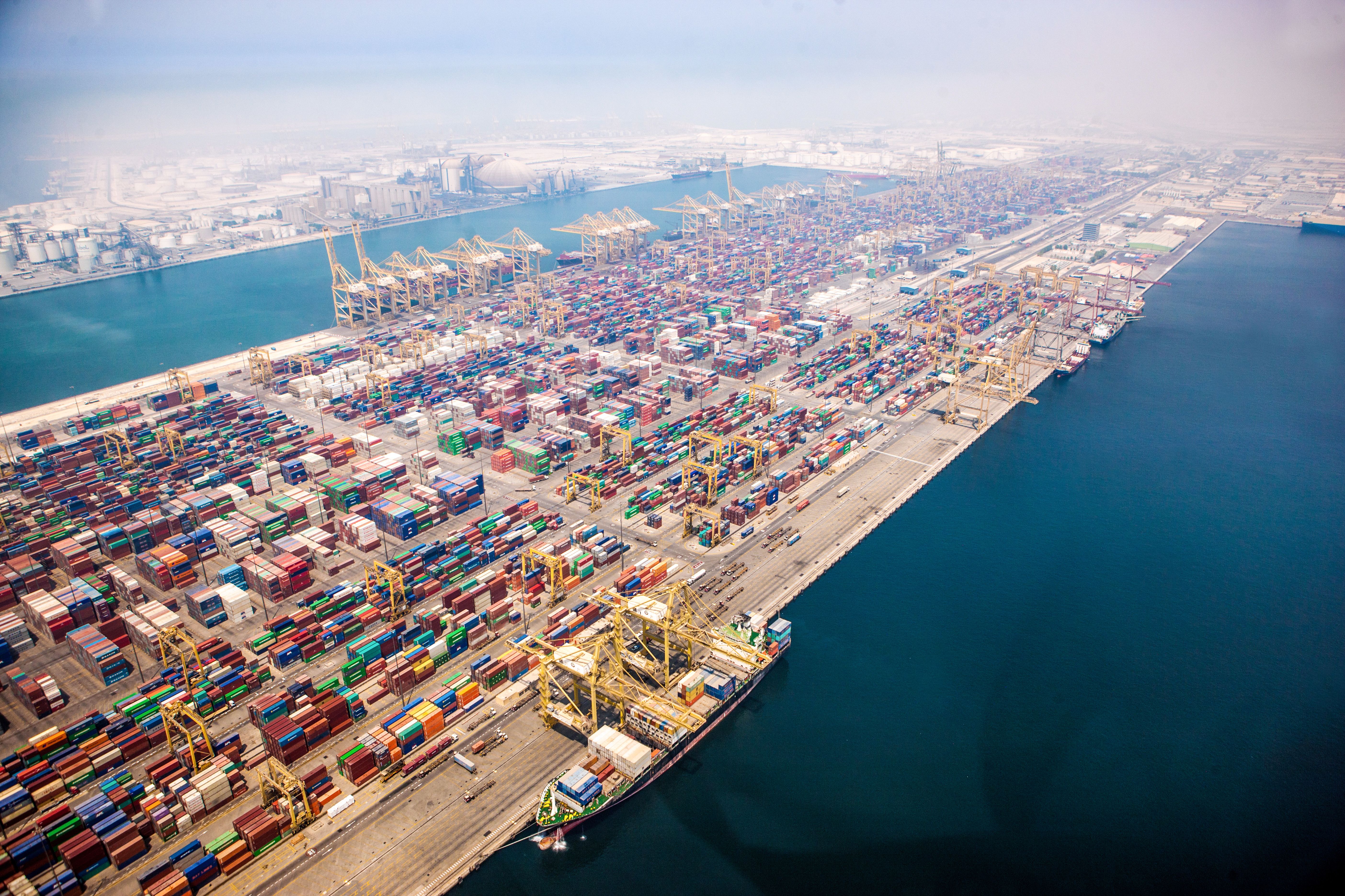 logistics dubai