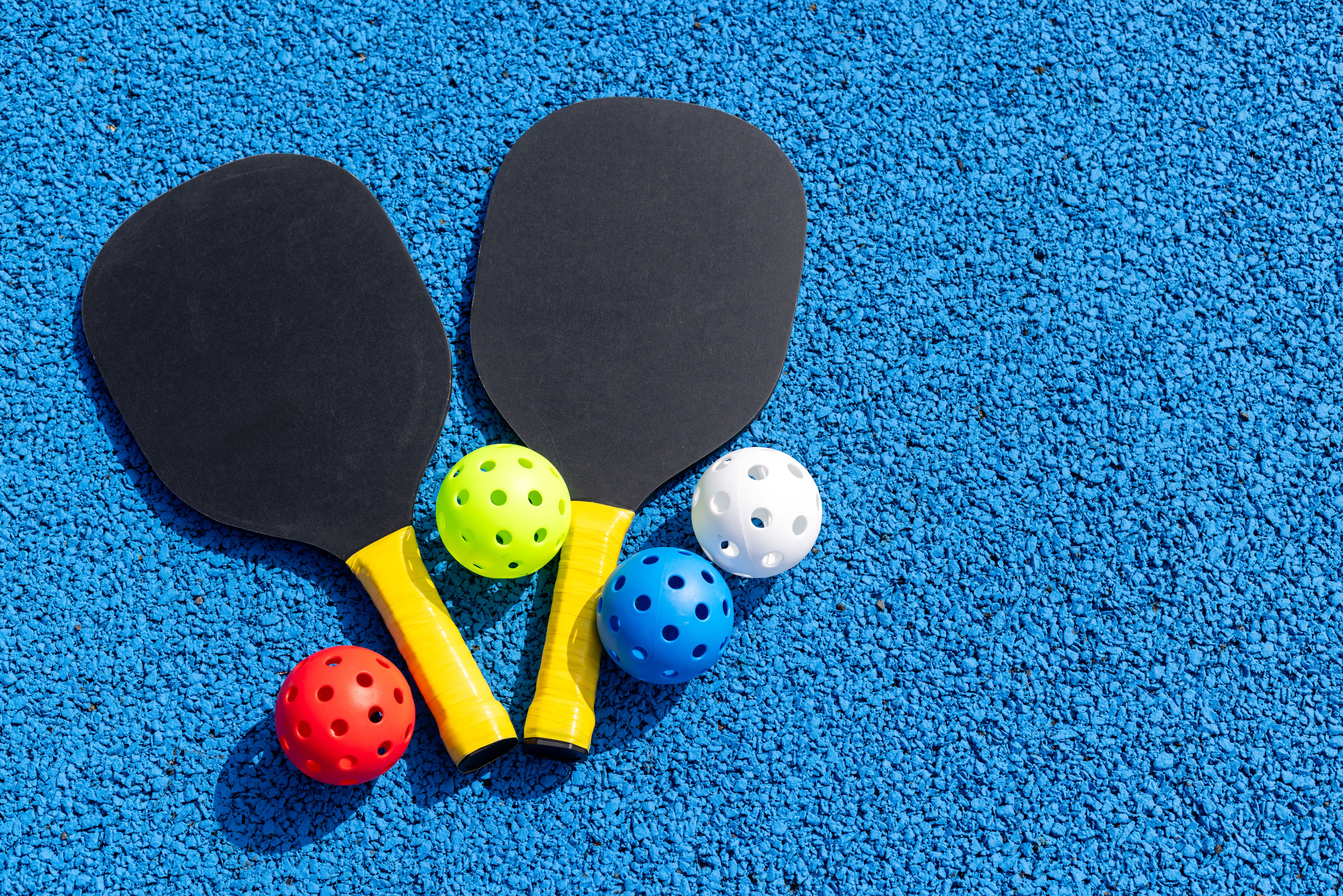 pickleball paddles