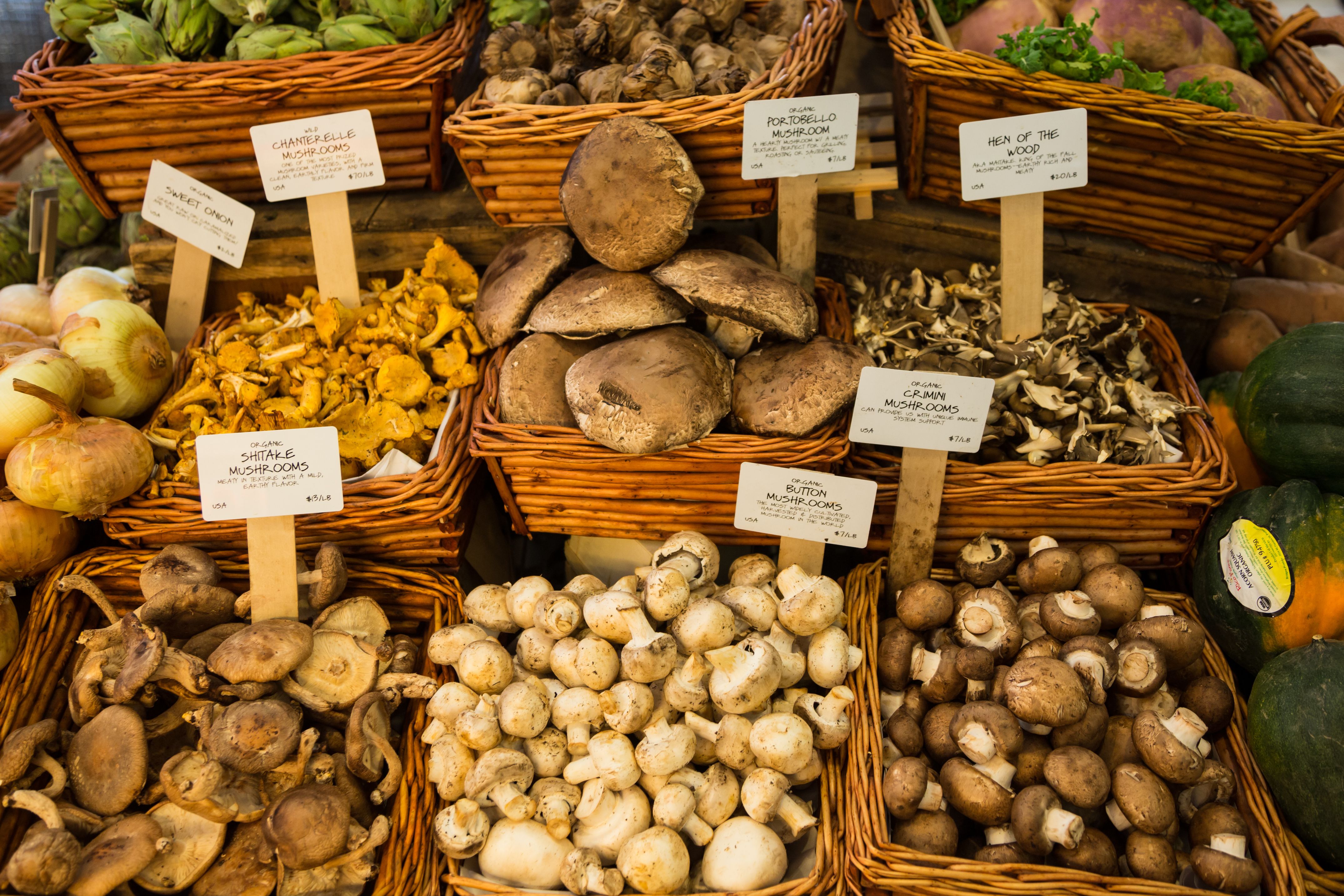 farmer market mushrooms