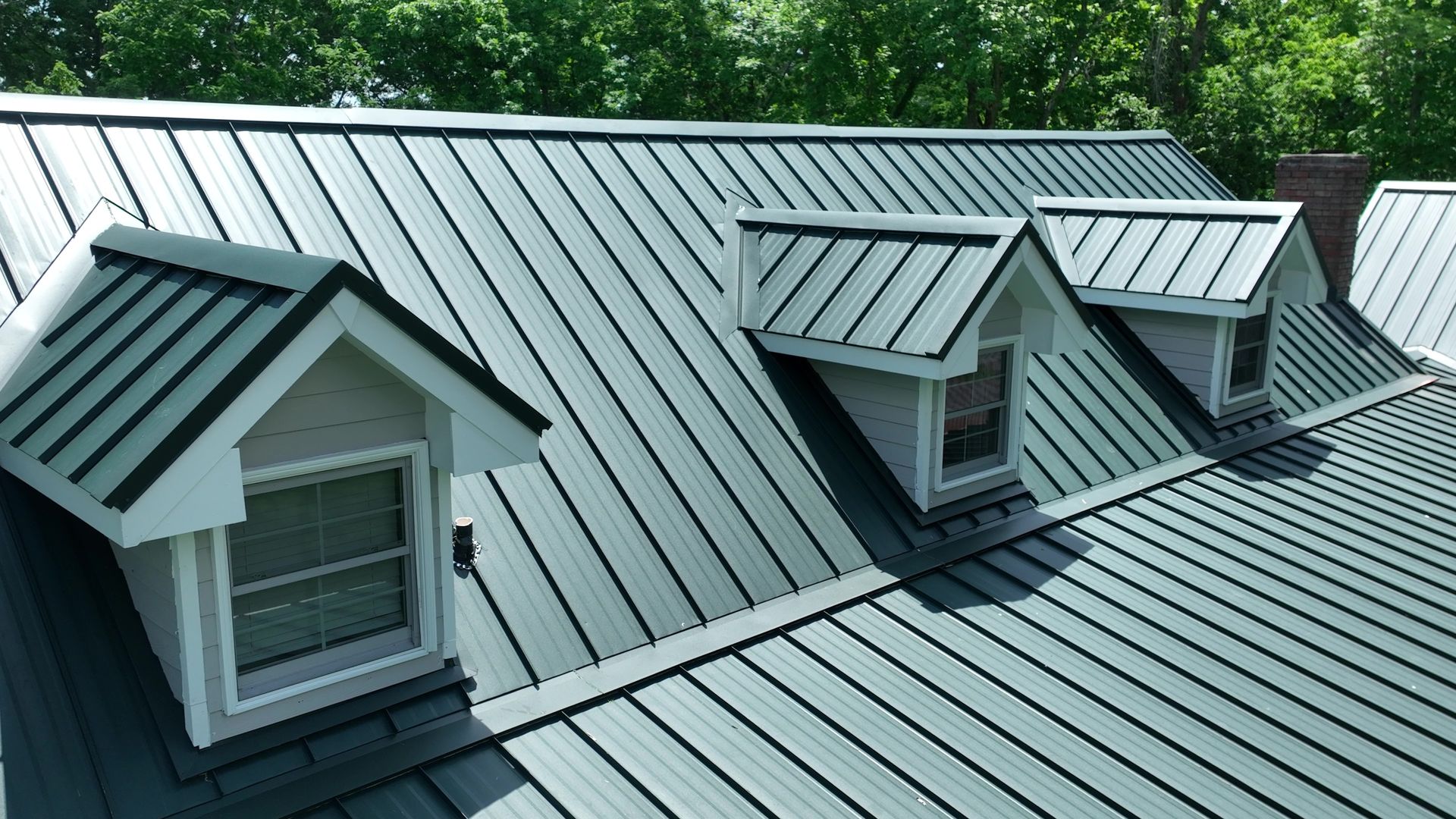 Standing seam metal roofing Cedar Rapids Iowa