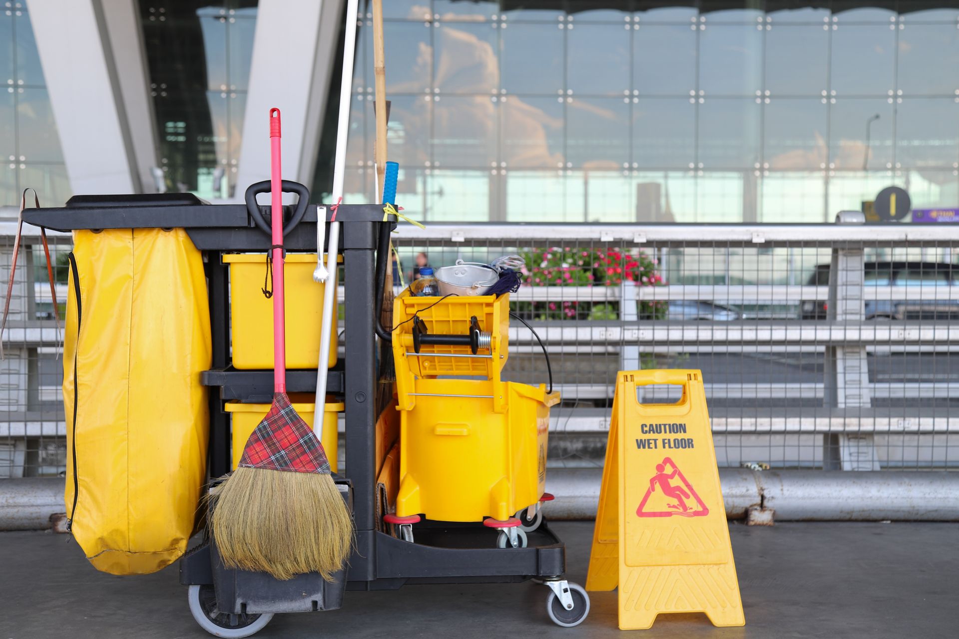 The Impact of a Clean Environment on Employee Productivity