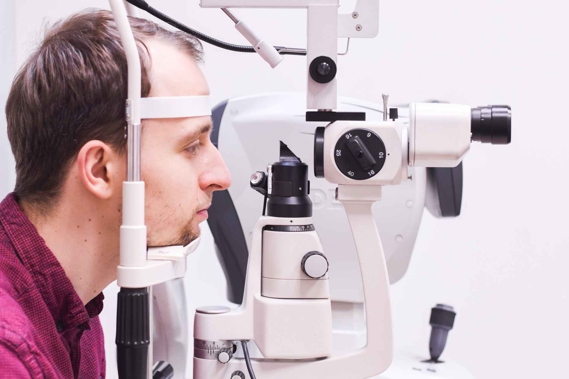 Tests to diagnose Cataract